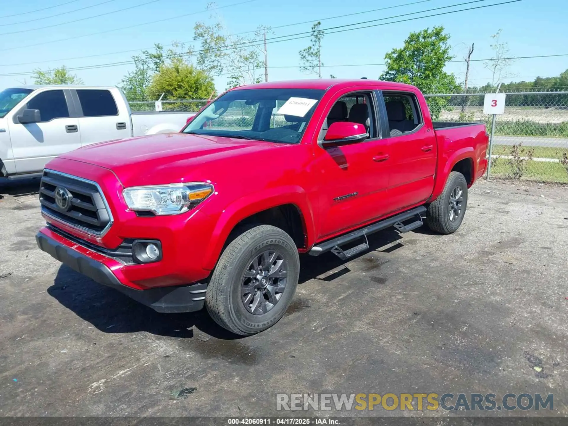 2 fotografías del automóvil dañado 3TMCZ5AN7NM470900 TOYOTA TACOMA 2022