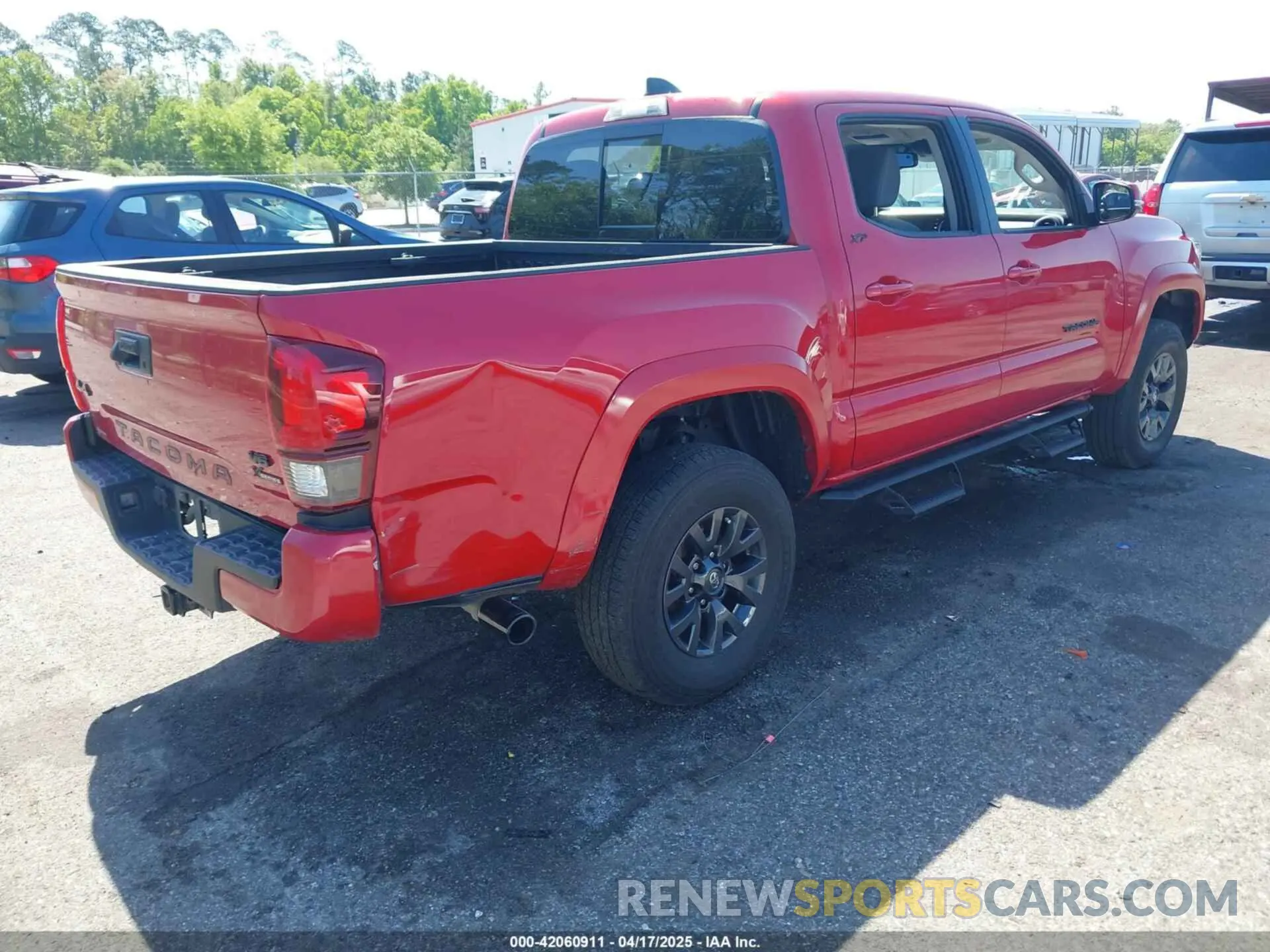4 fotografías del automóvil dañado 3TMCZ5AN7NM470900 TOYOTA TACOMA 2022