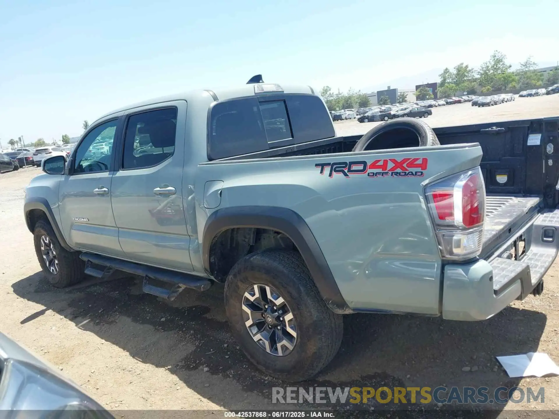 13 fotografías del automóvil dañado 3TMCZ5AN7NM501028 TOYOTA TACOMA 2022