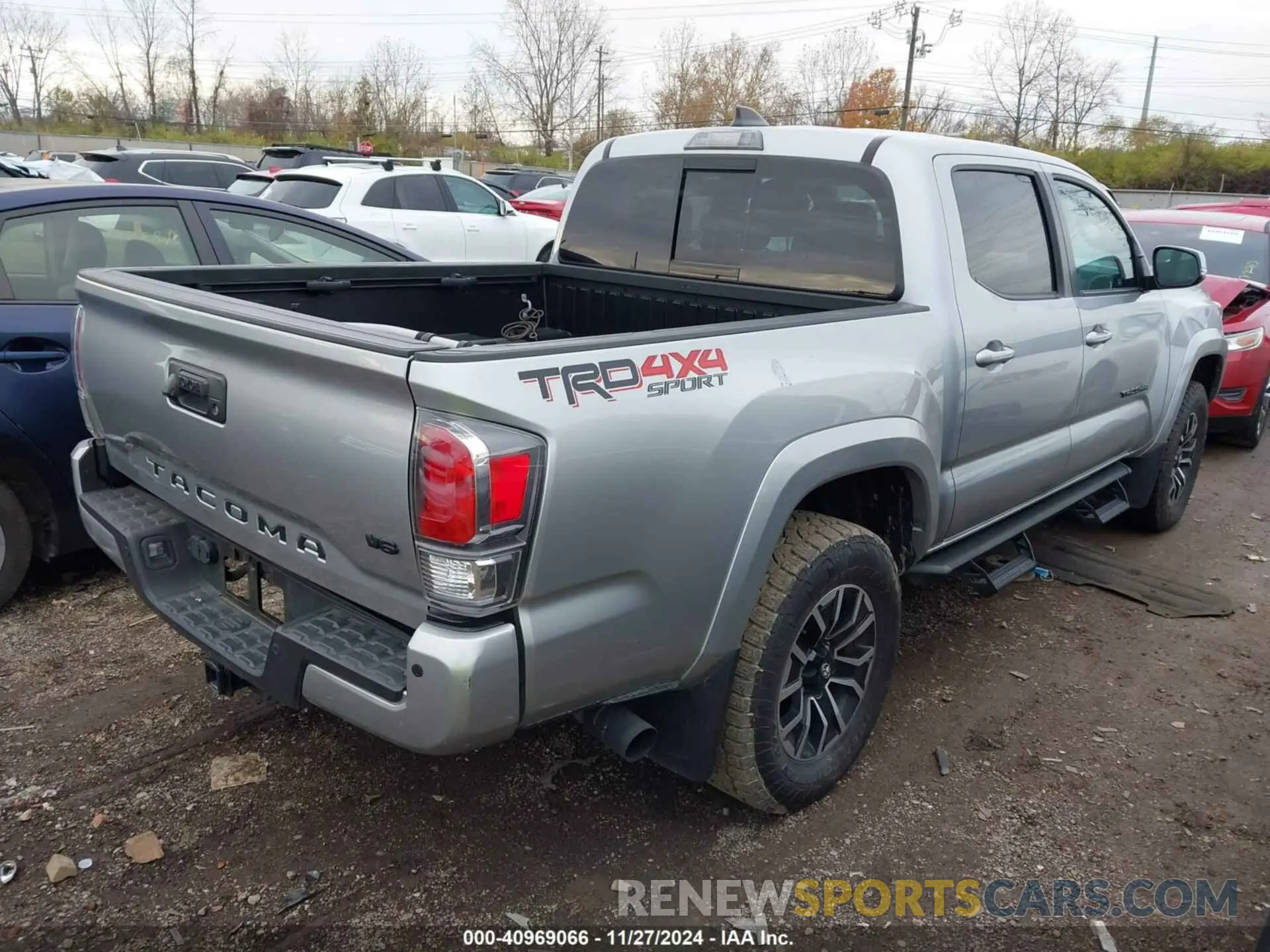 4 fotografías del automóvil dañado 3TMCZ5AN7NM509680 TOYOTA TACOMA 2022