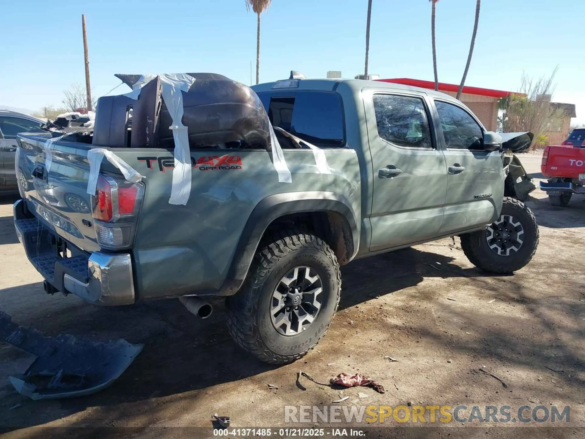 4 fotografías del automóvil dañado 3TMCZ5AN7NM529797 TOYOTA TACOMA 2022