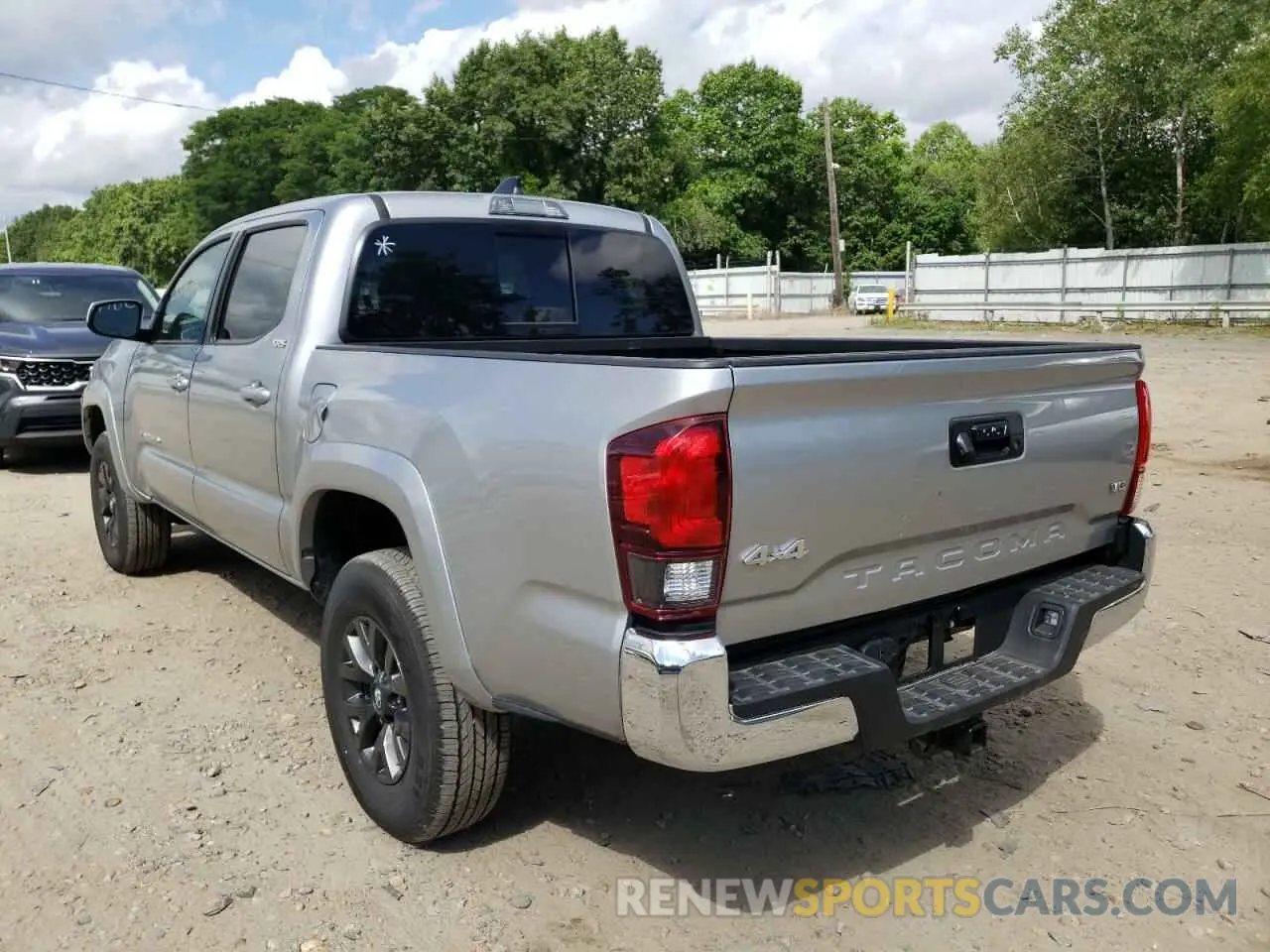 3 fotografías del automóvil dañado 3TMCZ5AN8NM454172 TOYOTA TACOMA 2022