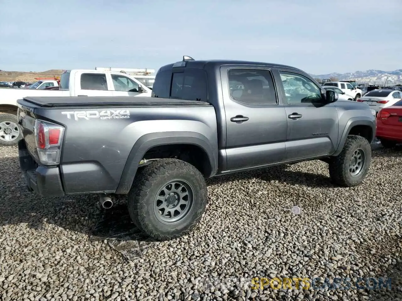 3 fotografías del automóvil dañado 3TMCZ5AN8NM489178 TOYOTA TACOMA 2022