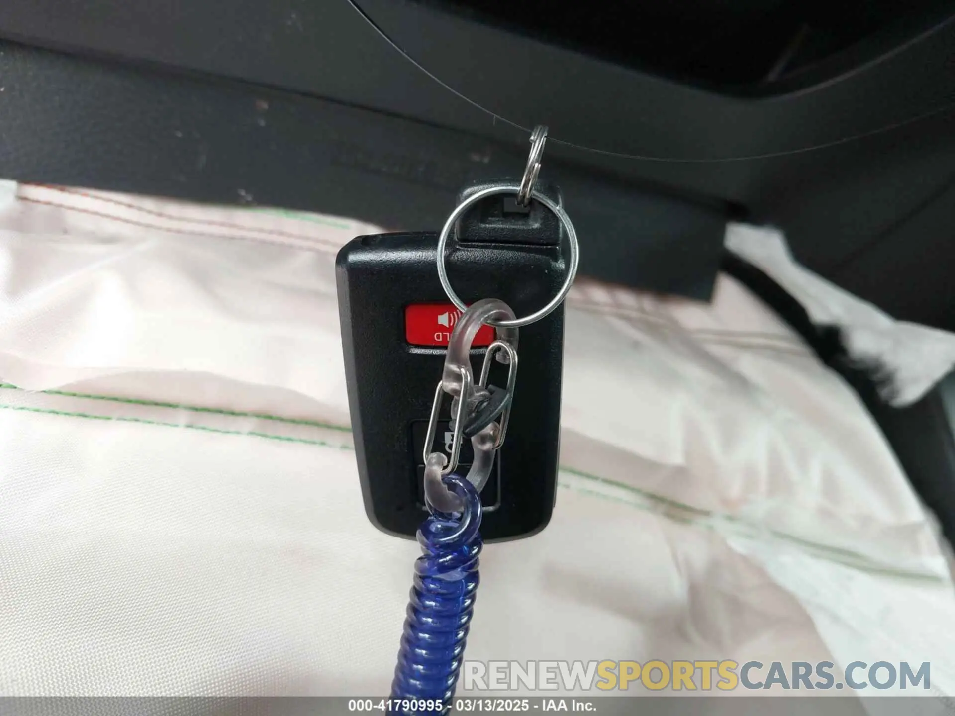 11 fotografías del automóvil dañado 3TMCZ5ANXNM467411 TOYOTA TACOMA 2022