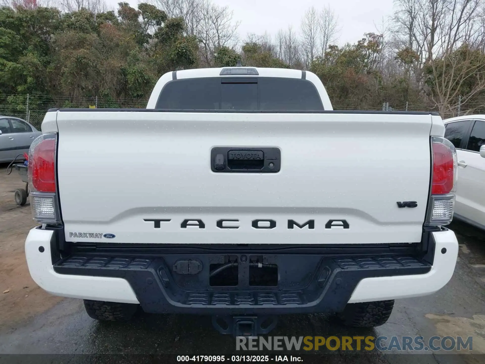 16 fotografías del automóvil dañado 3TMCZ5ANXNM467411 TOYOTA TACOMA 2022