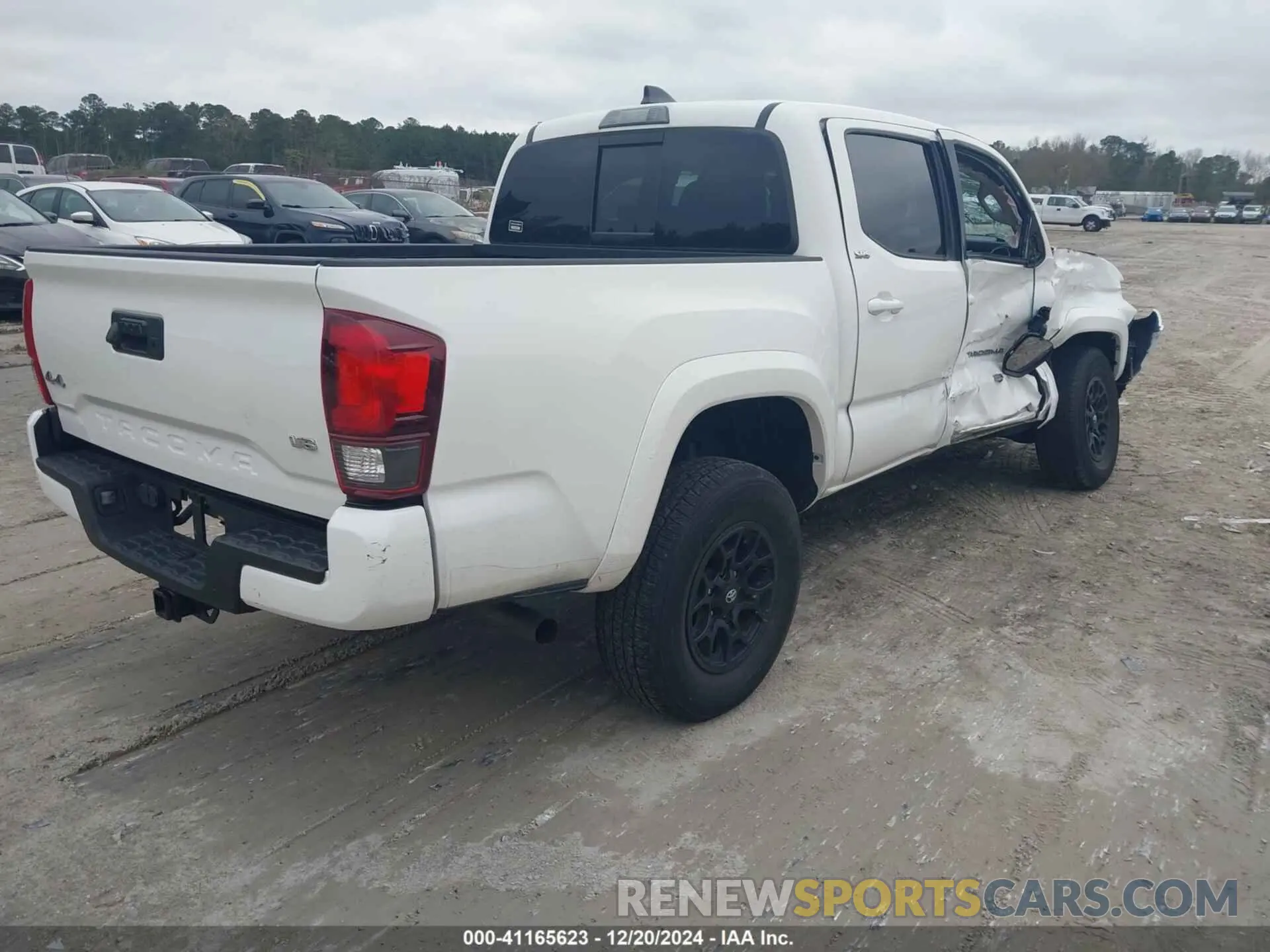 4 fotografías del automóvil dañado 3TMCZ5ANXNM477503 TOYOTA TACOMA 2022