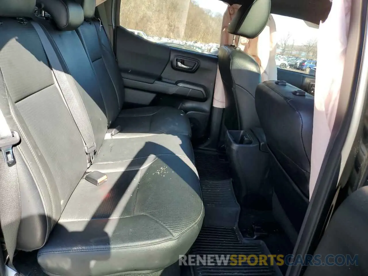 10 fotografías del automóvil dañado 3TMDZ5BN0NM121953 TOYOTA TACOMA 2022