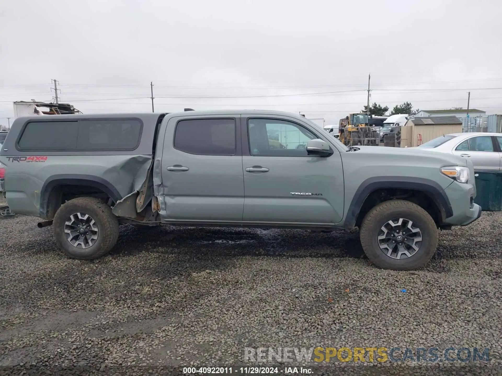 14 fotografías del automóvil dañado 3TMDZ5BN1NM123131 TOYOTA TACOMA 2022