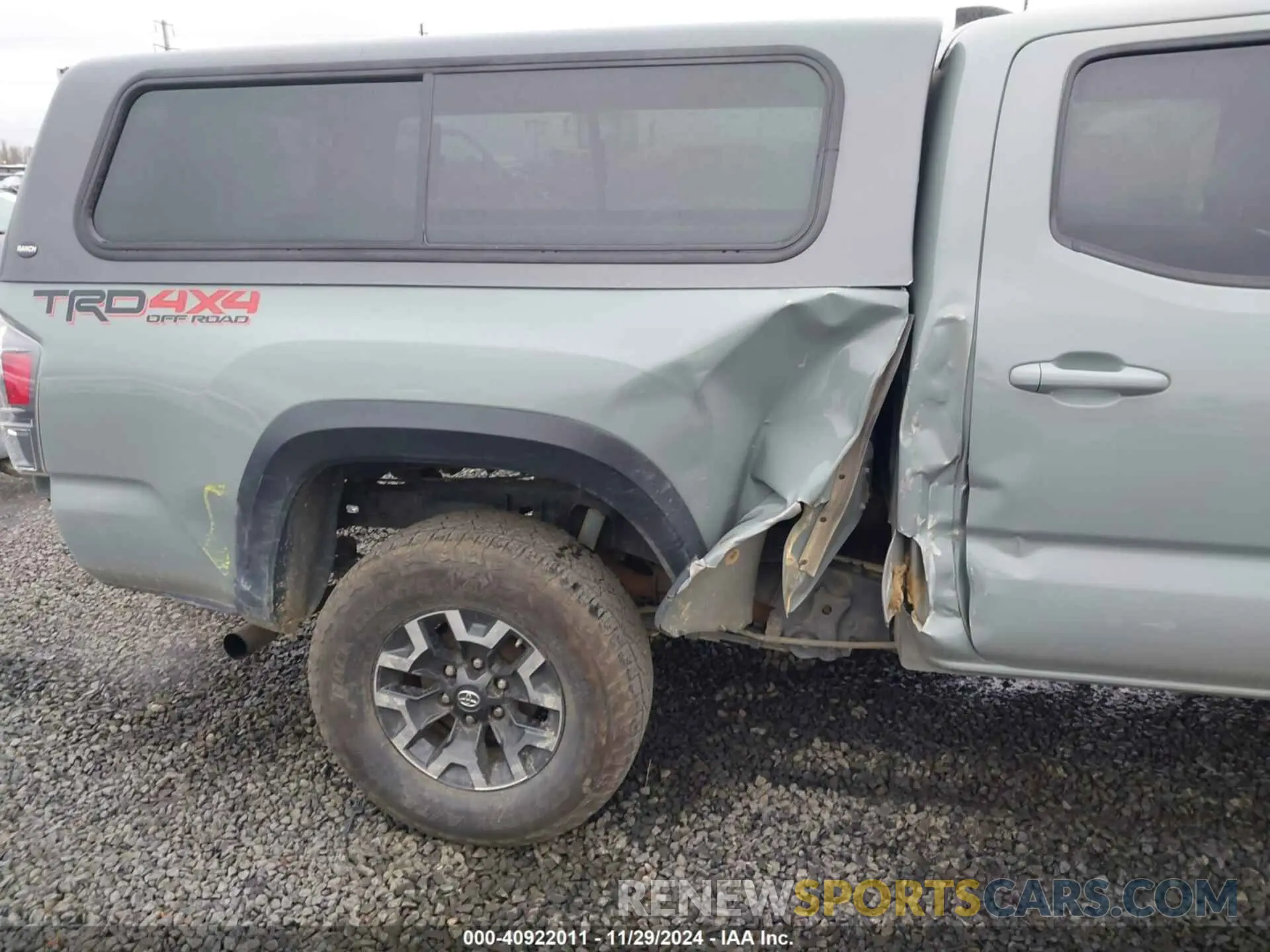 6 fotografías del automóvil dañado 3TMDZ5BN1NM123131 TOYOTA TACOMA 2022