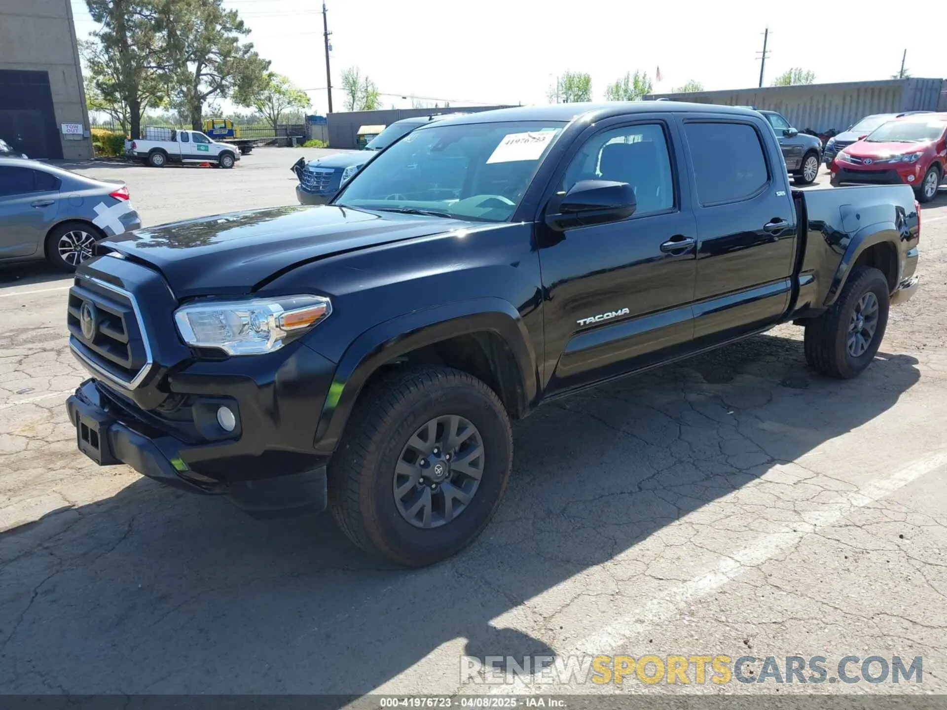 2 fotografías del automóvil dañado 3TMDZ5BN1NM133092 TOYOTA TACOMA 2022