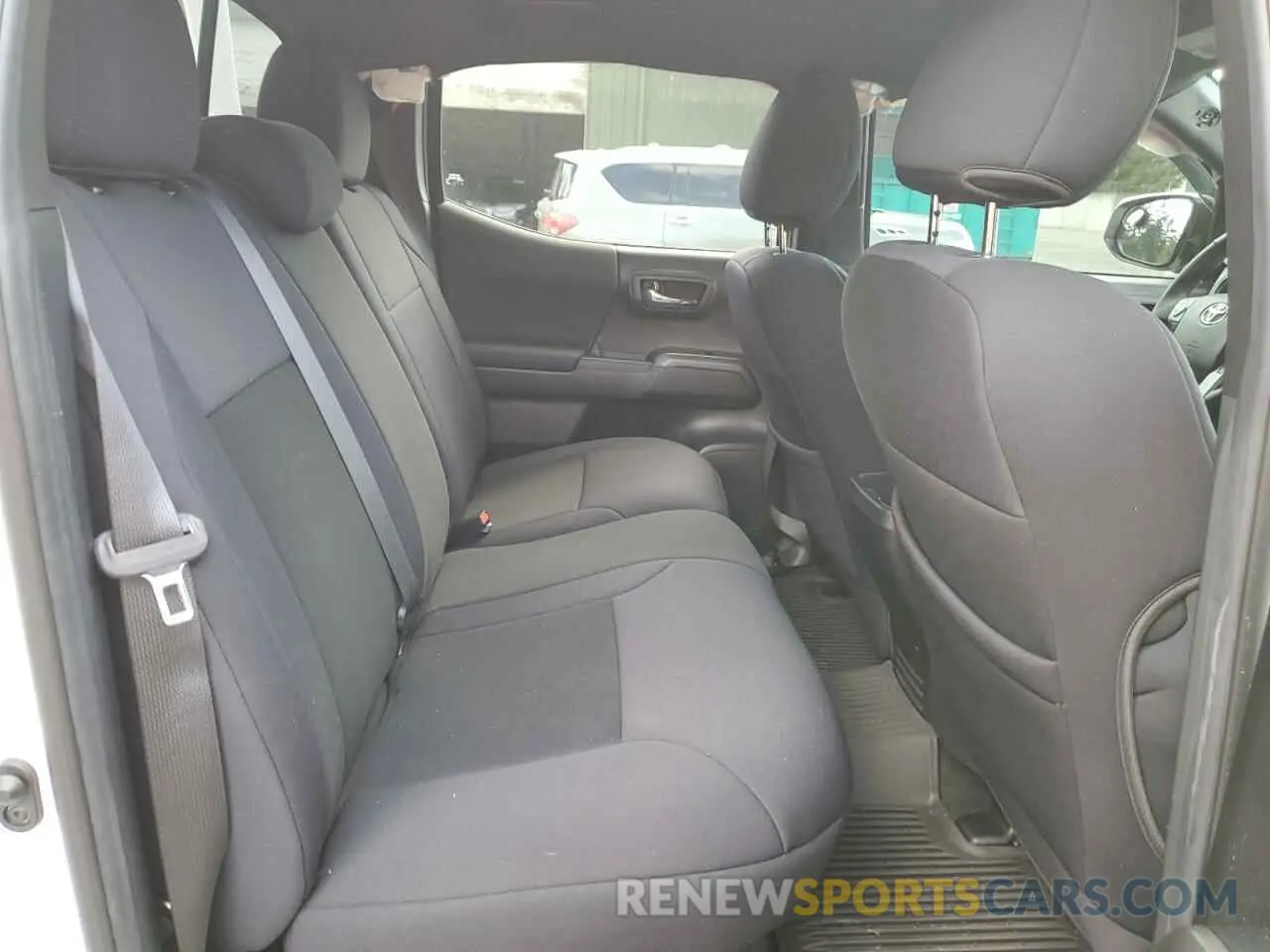 10 fotografías del automóvil dañado 3TMDZ5BN1NM136395 TOYOTA TACOMA 2022