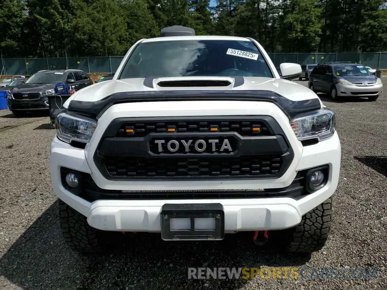 5 fotografías del automóvil dañado 3TMDZ5BN1NM136395 TOYOTA TACOMA 2022
