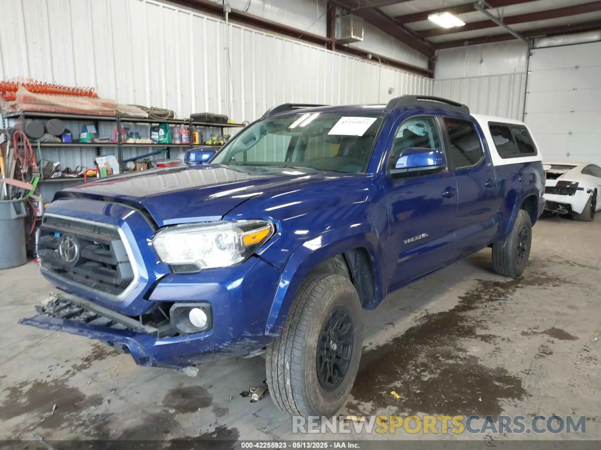 2 fotografías del automóvil dañado 3TMDZ5BN2NM139659 TOYOTA TACOMA 2022