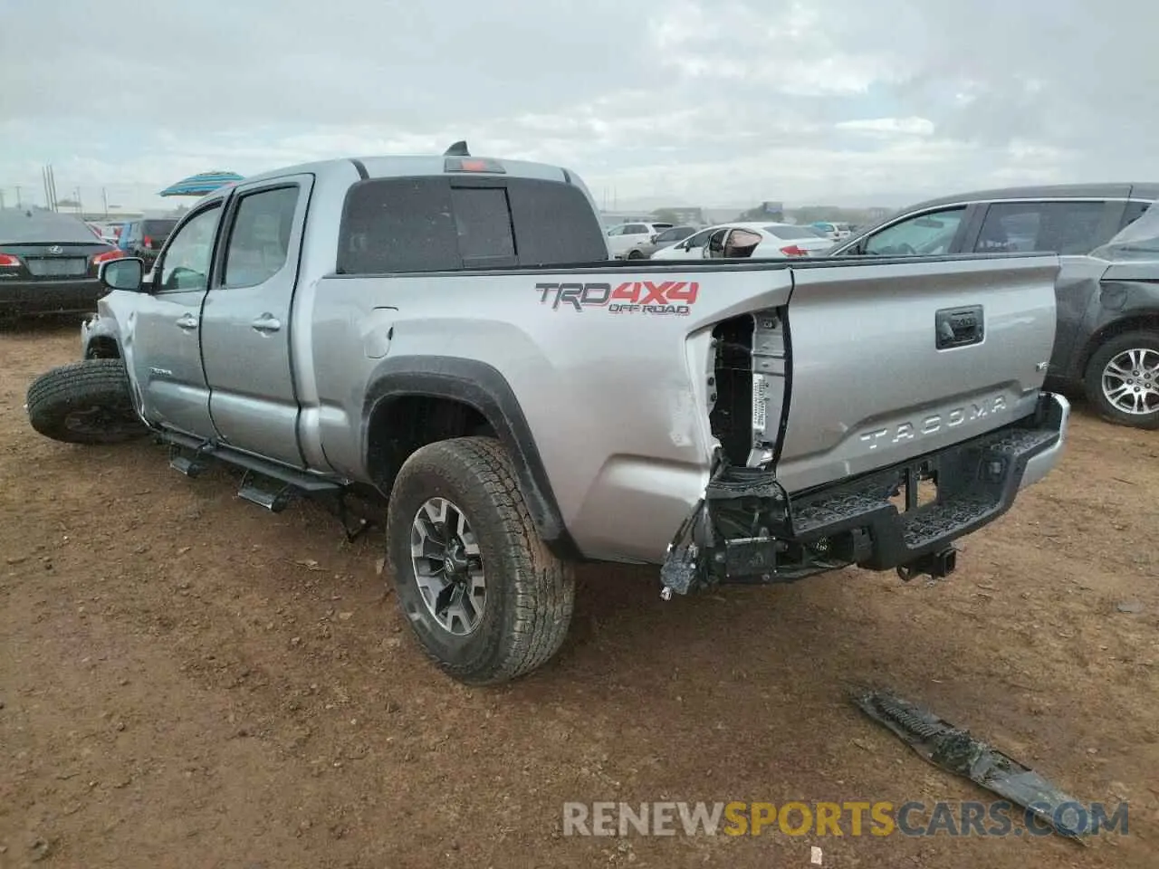 3 fotografías del automóvil dañado 3TMDZ5BN7NM122517 TOYOTA TACOMA 2022