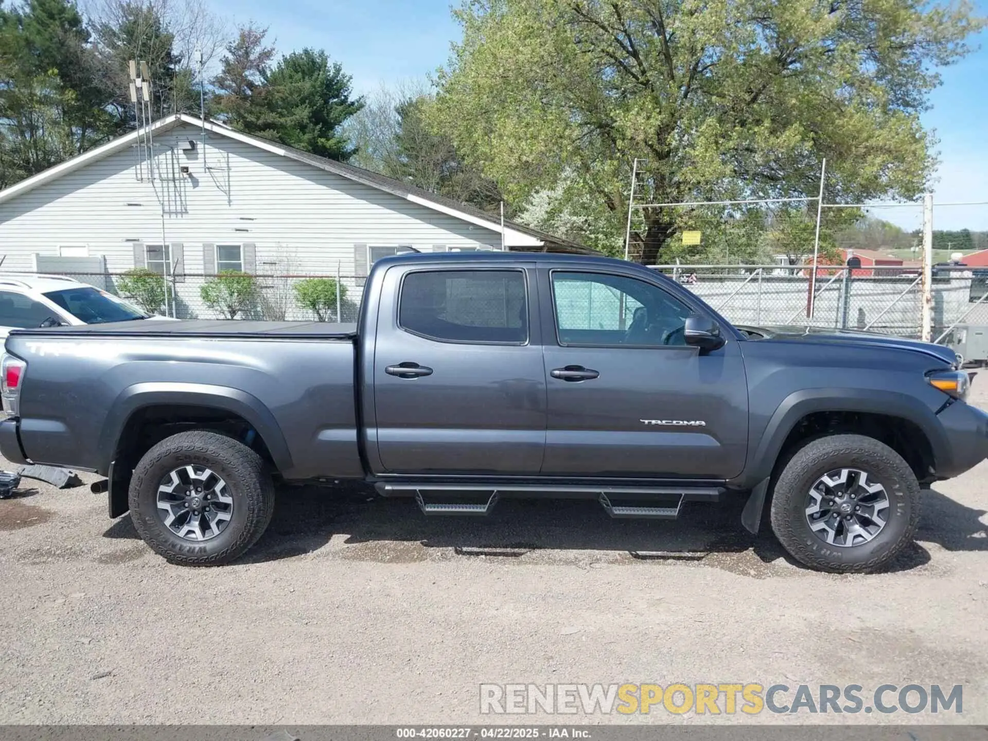 14 fotografías del automóvil dañado 3TMDZ5BN7NM140340 TOYOTA TACOMA 2022