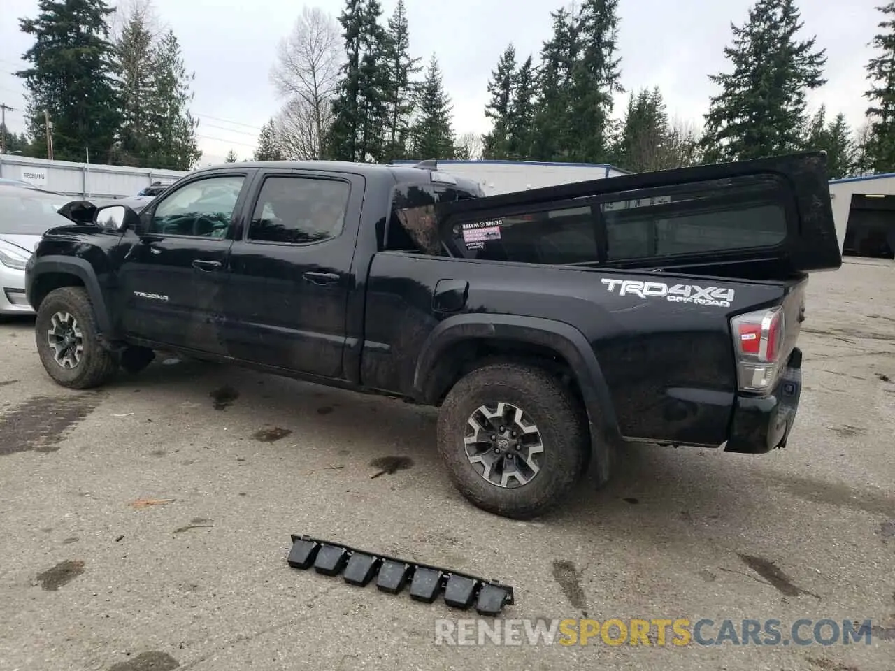 2 fotografías del automóvil dañado 3TMDZ5BNXNM132636 TOYOTA TACOMA 2022