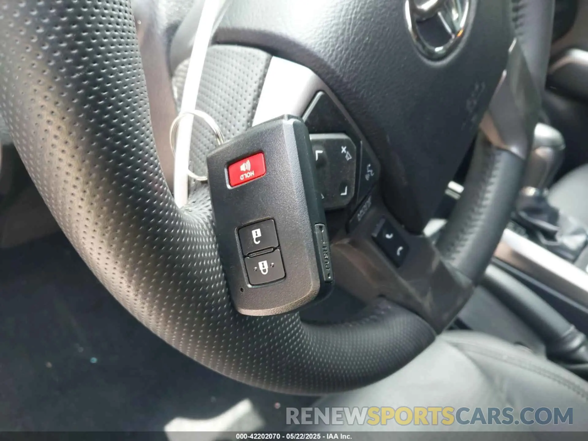 11 fotografías del automóvil dañado 3TMEZ5CN0NM173523 TOYOTA TACOMA 2022