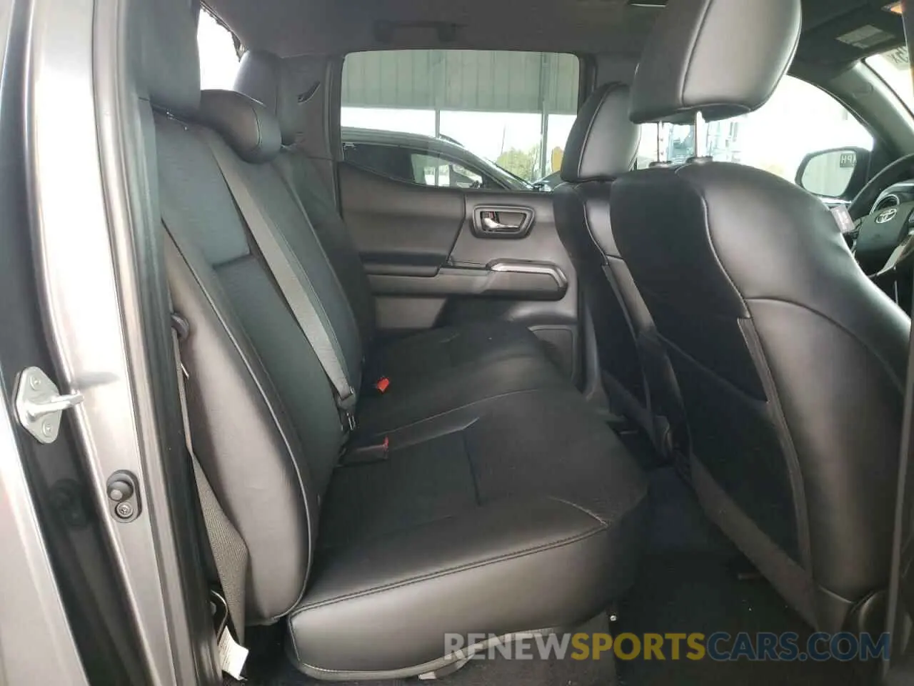 10 fotografías del automóvil dañado 3TMGZ5AN0NM513152 TOYOTA TACOMA 2022