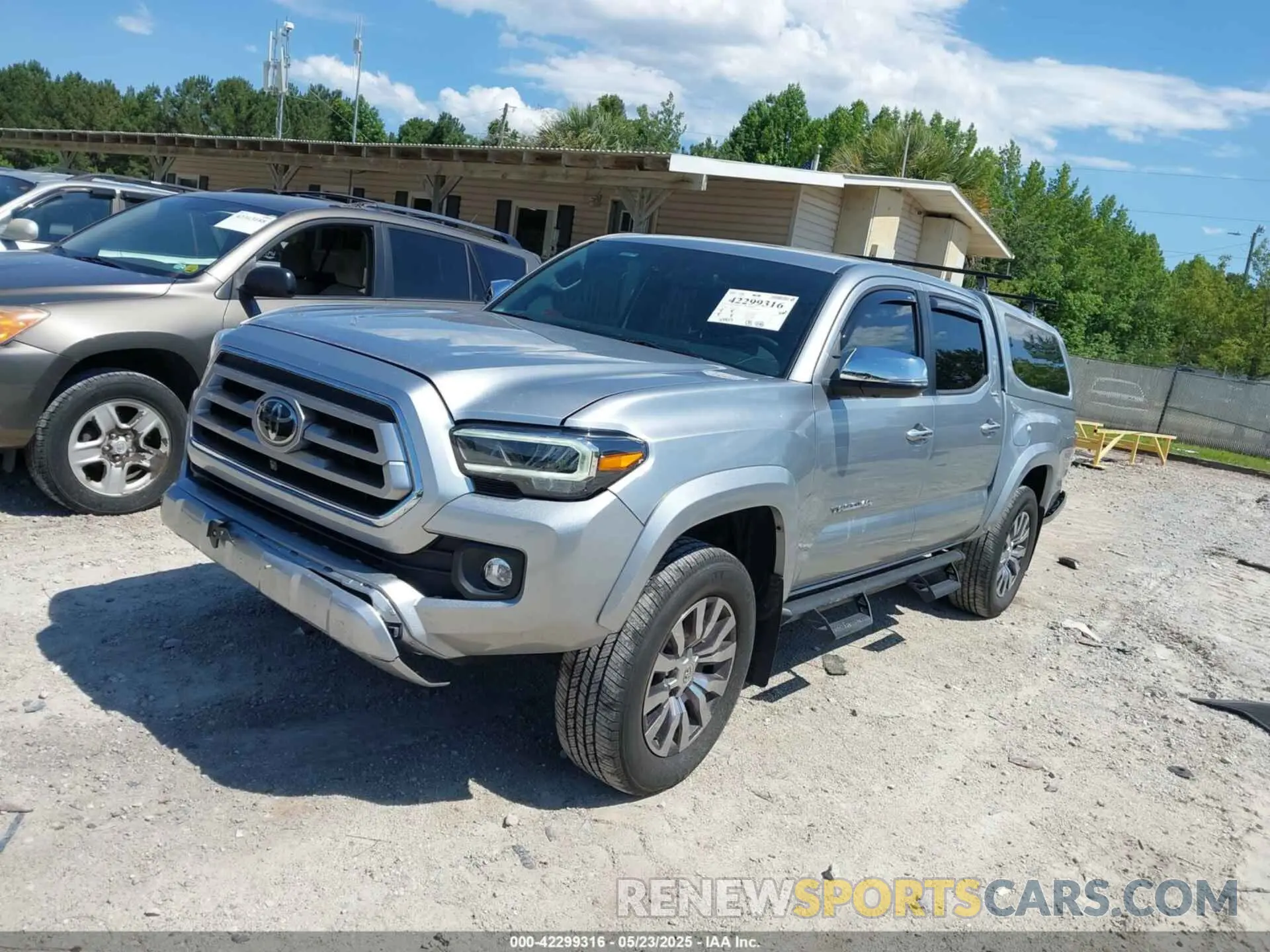 2 fotografías del automóvil dañado 3TMGZ5AN1NM521518 TOYOTA TACOMA 2022