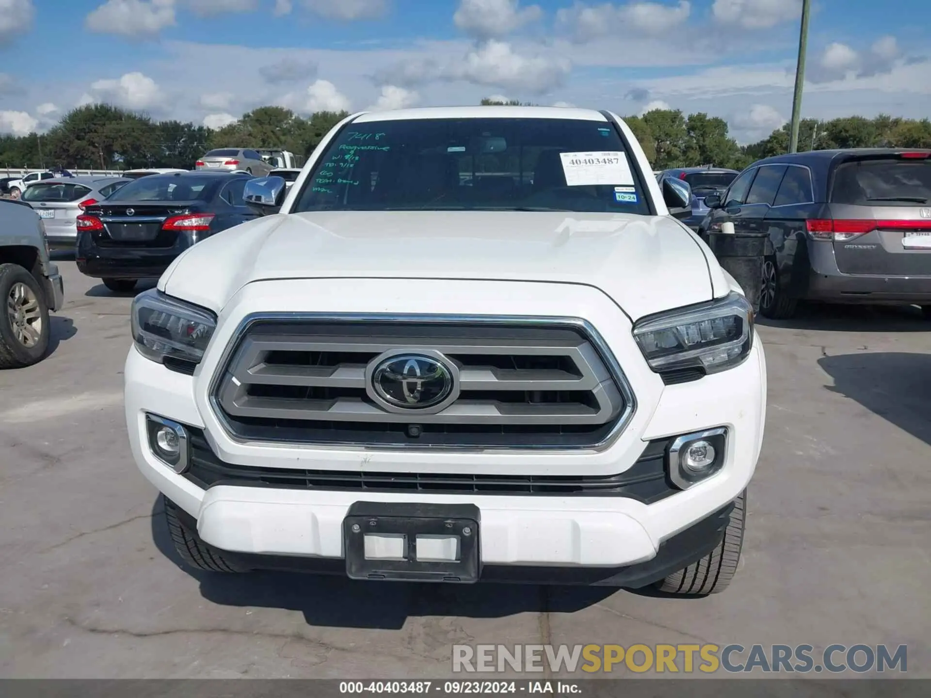 12 fotografías del automóvil dañado 3TMGZ5AN4NM460696 TOYOTA TACOMA 2022