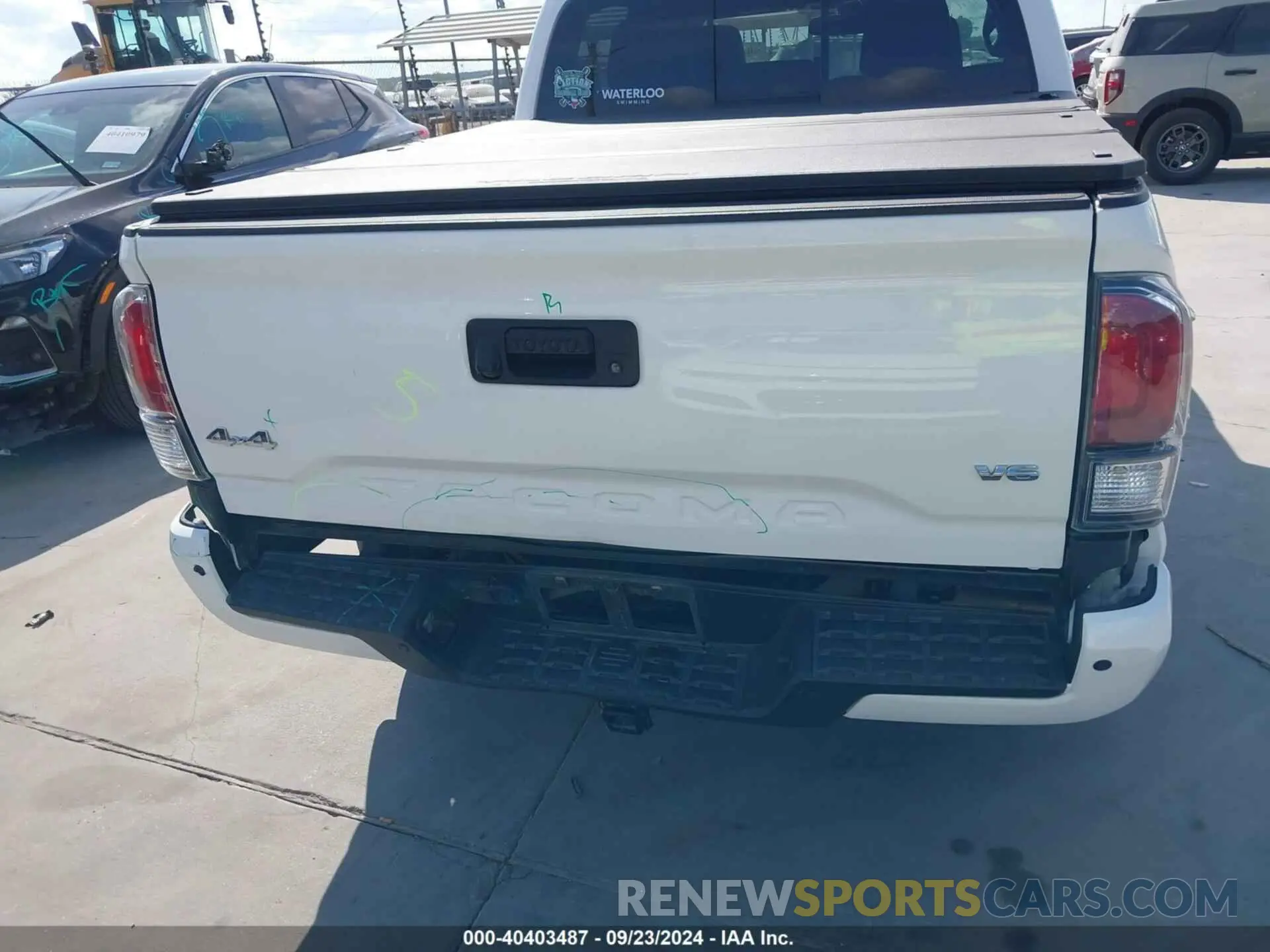 16 fotografías del automóvil dañado 3TMGZ5AN4NM460696 TOYOTA TACOMA 2022
