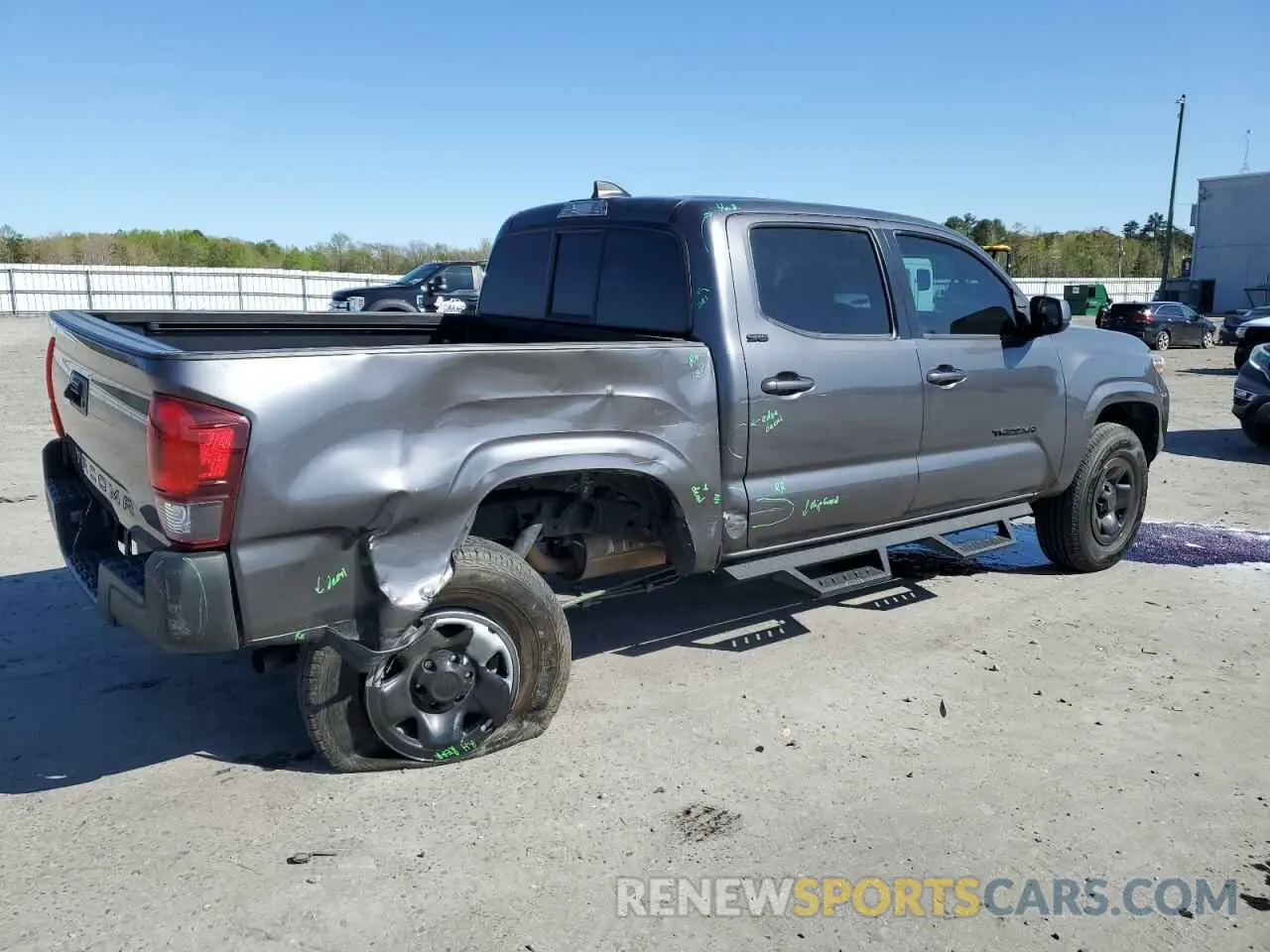 3 fotografías del automóvil dañado 3TYAX5GN0NT034219 TOYOTA TACOMA 2022