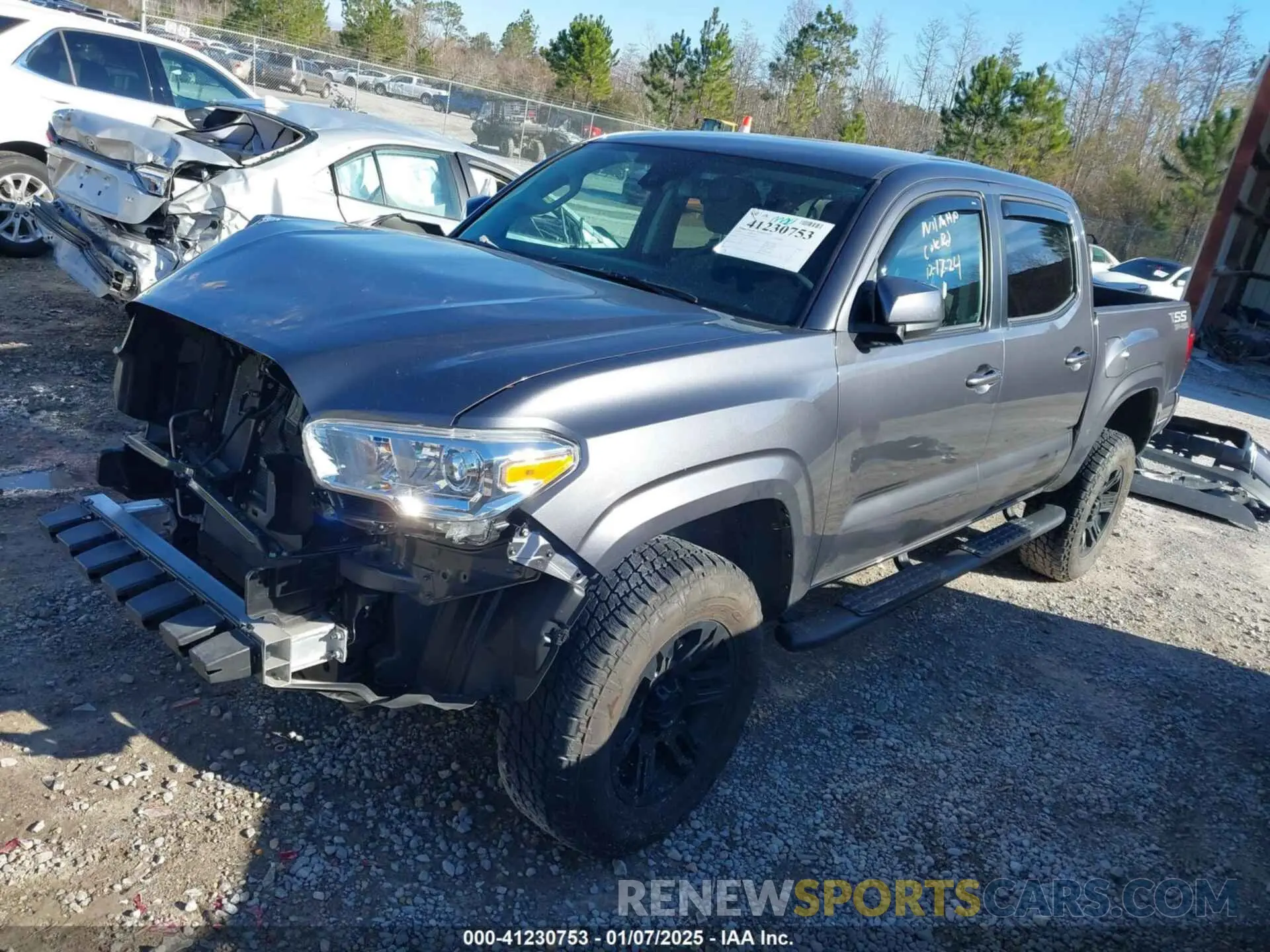 2 fotografías del automóvil dañado 3TYAX5GN1NT034178 TOYOTA TACOMA 2022