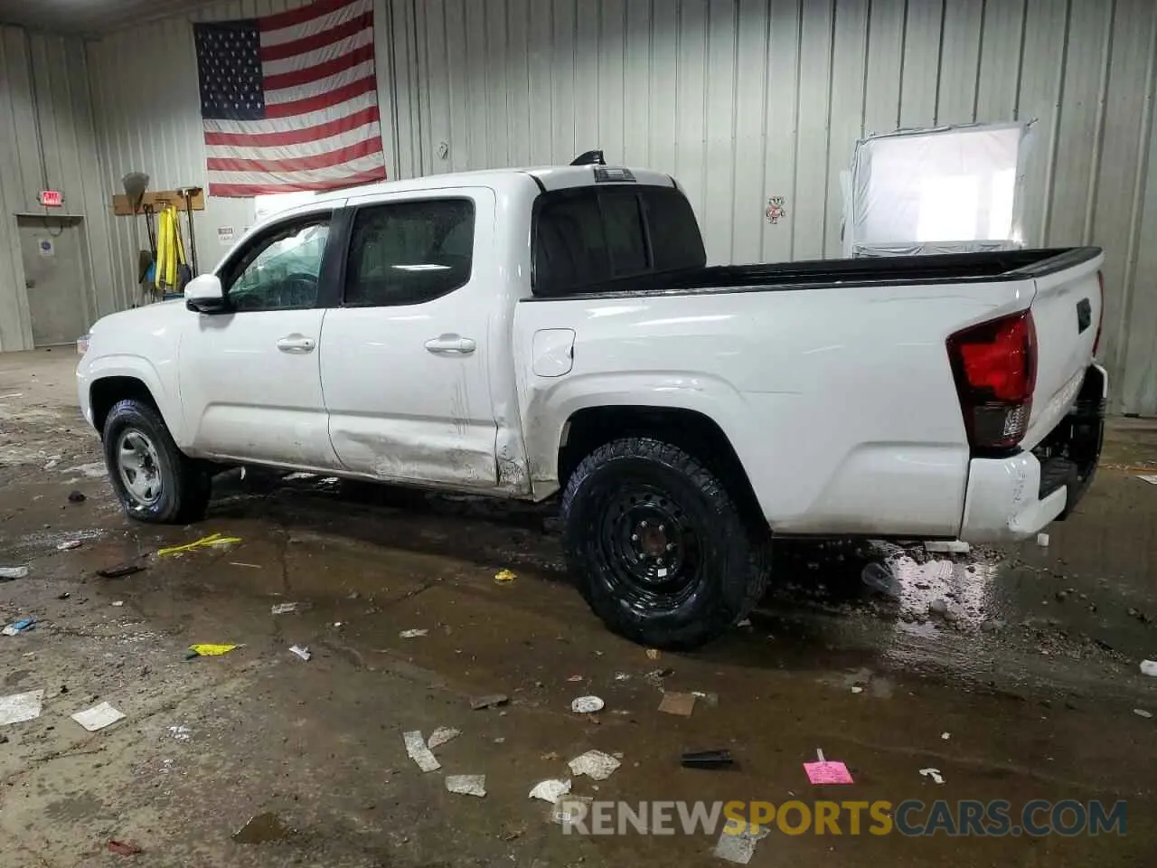 2 fotografías del automóvil dañado 3TYAX5GN1NT057511 TOYOTA TACOMA 2022