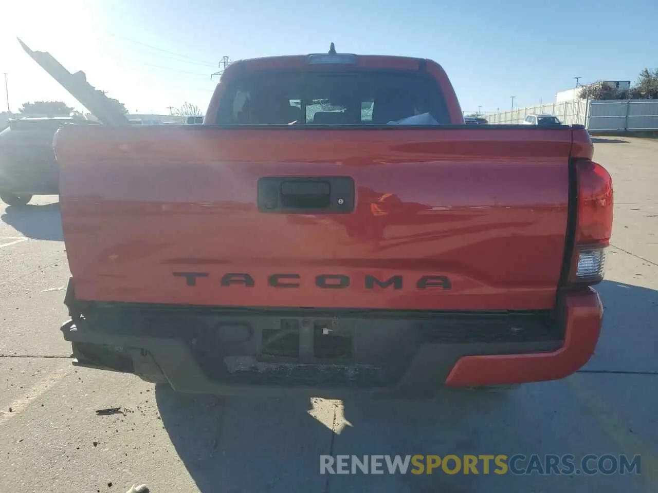6 fotografías del automóvil dañado 3TYAX5GN2NT040586 TOYOTA TACOMA 2022