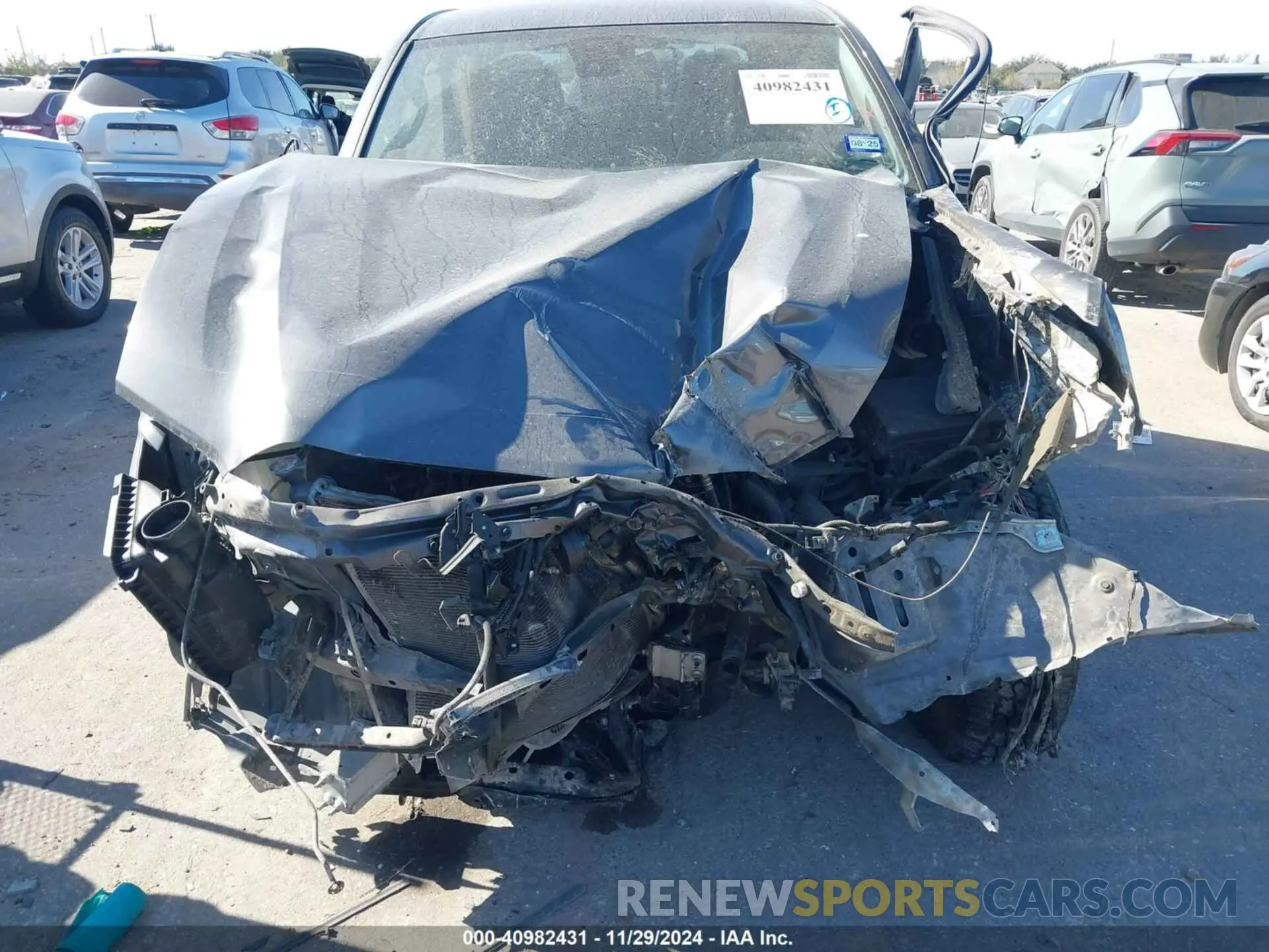 11 fotografías del automóvil dañado 3TYAX5GN3NT036515 TOYOTA TACOMA 2022