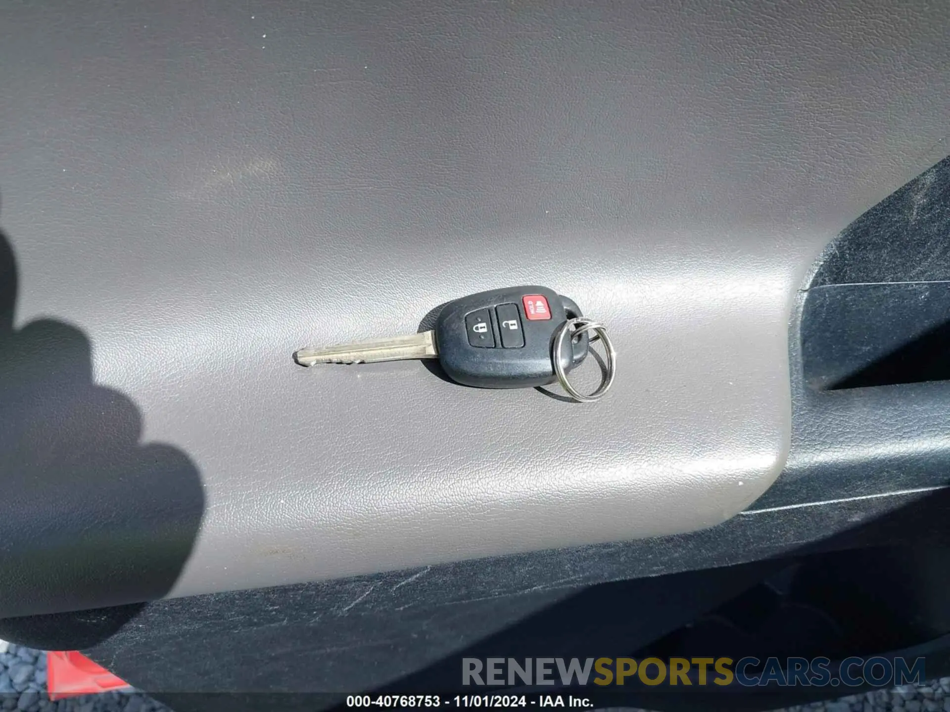 11 fotografías del automóvil dañado 3TYAX5GN3NT045179 TOYOTA TACOMA 2022
