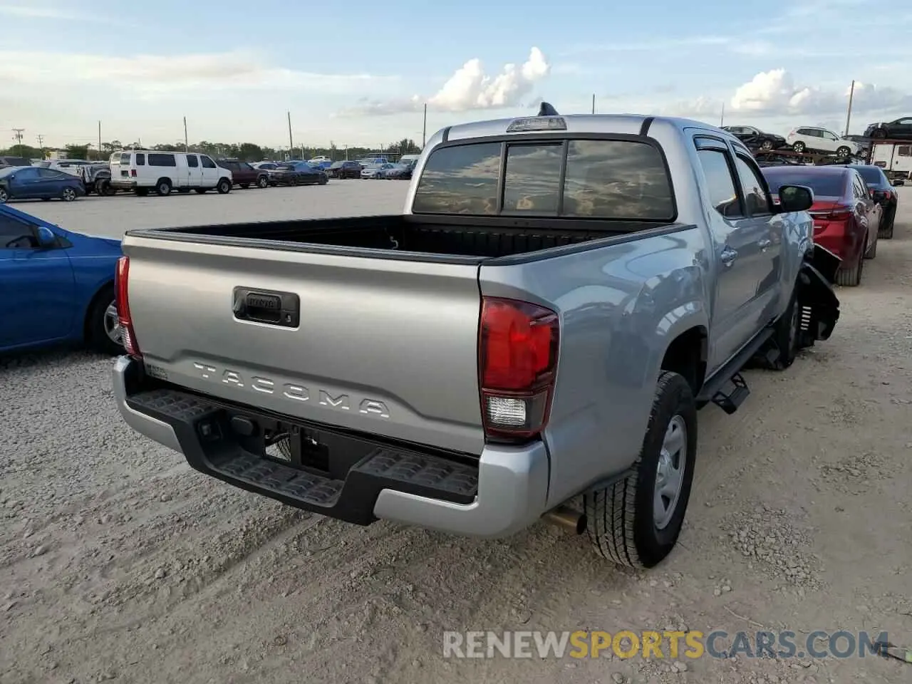 3 fotografías del automóvil dañado 3TYAX5GN3NT066386 TOYOTA TACOMA 2022