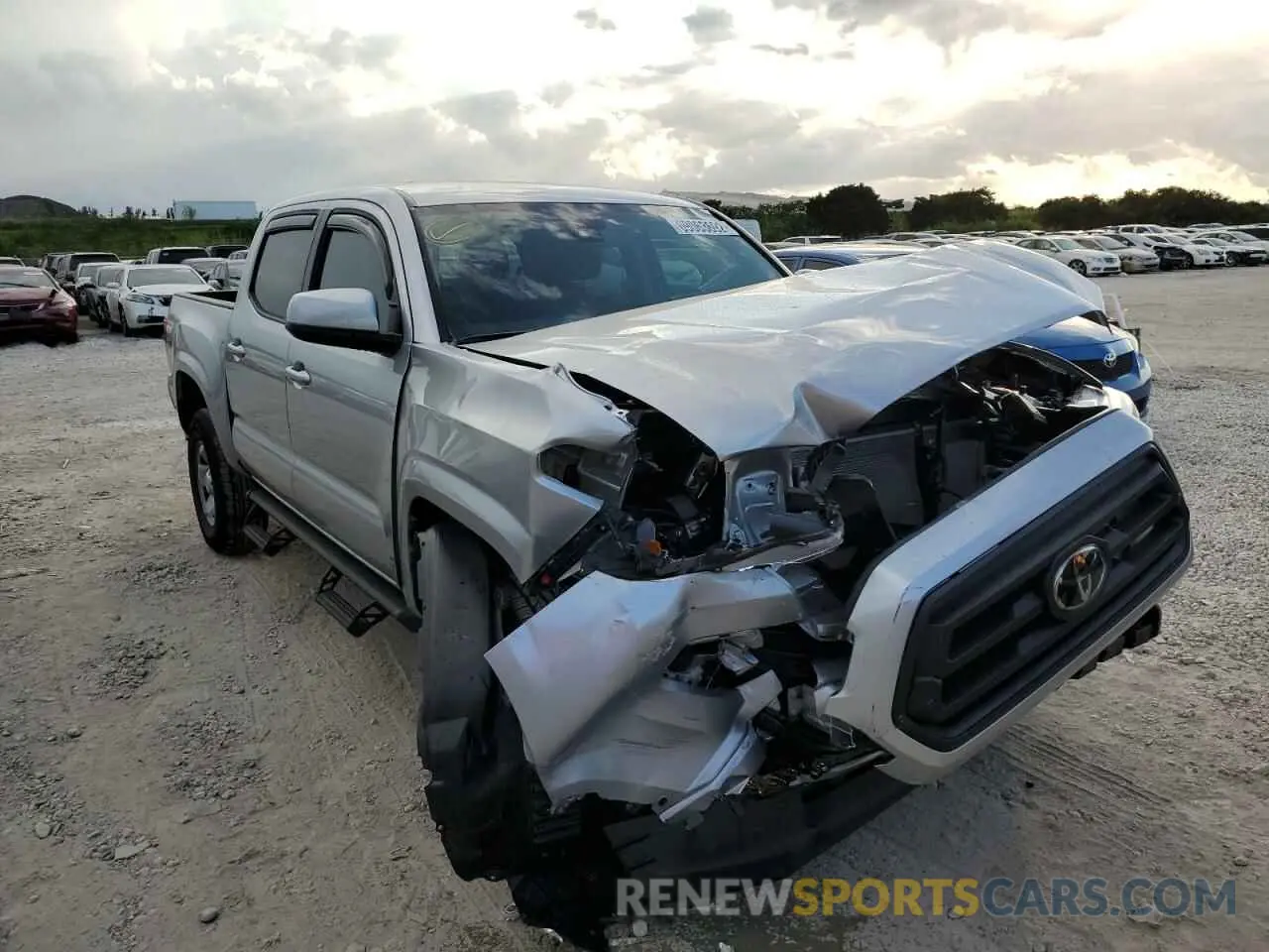 4 fotografías del automóvil dañado 3TYAX5GN3NT066386 TOYOTA TACOMA 2022