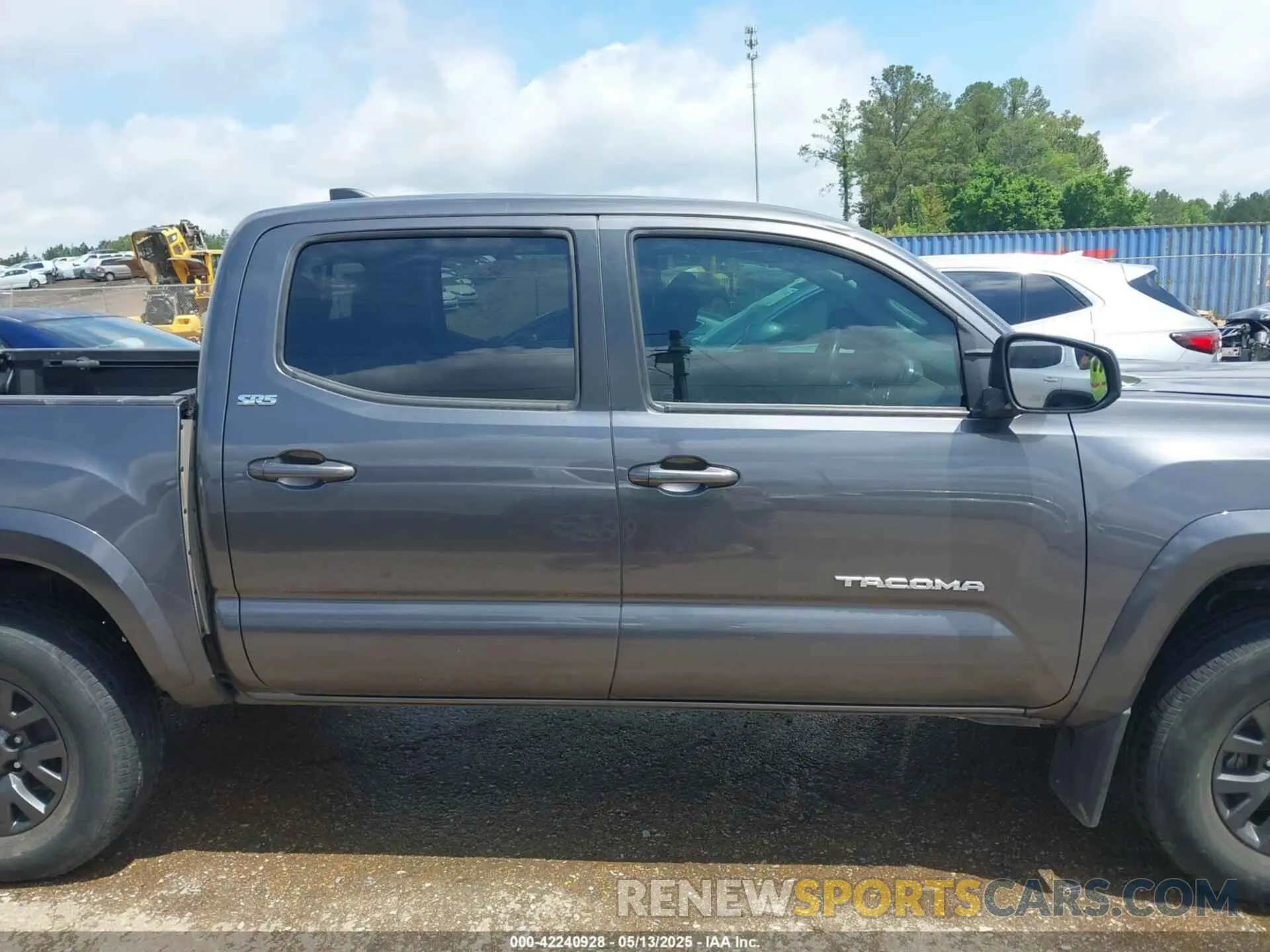 13 fotografías del automóvil dañado 3TYAX5GN4NT041089 TOYOTA TACOMA 2022