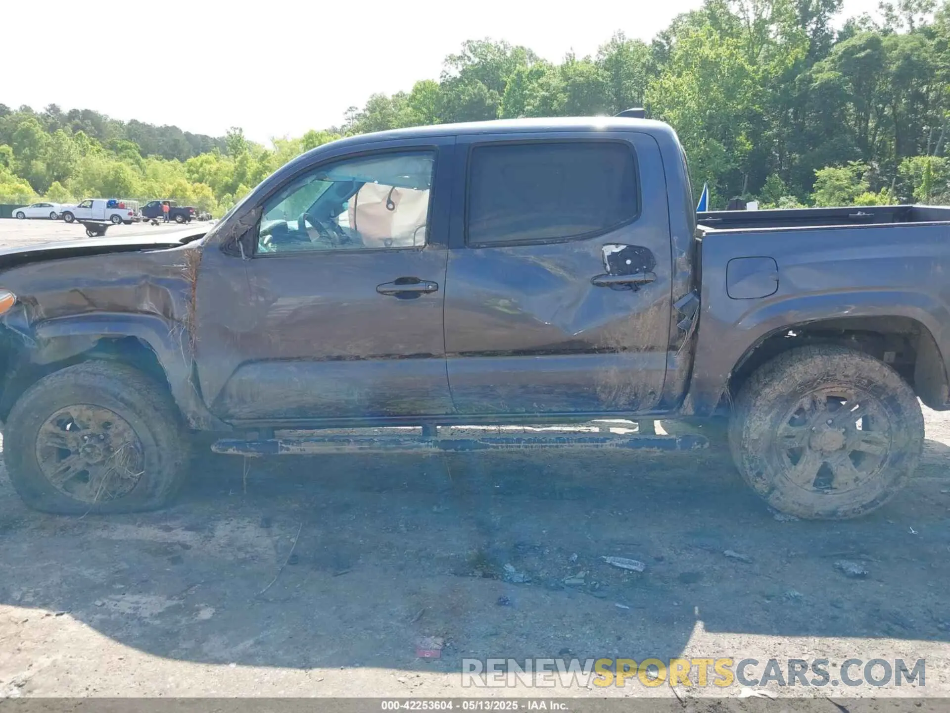 14 fotografías del automóvil dañado 3TYAX5GN5NT046897 TOYOTA TACOMA 2022