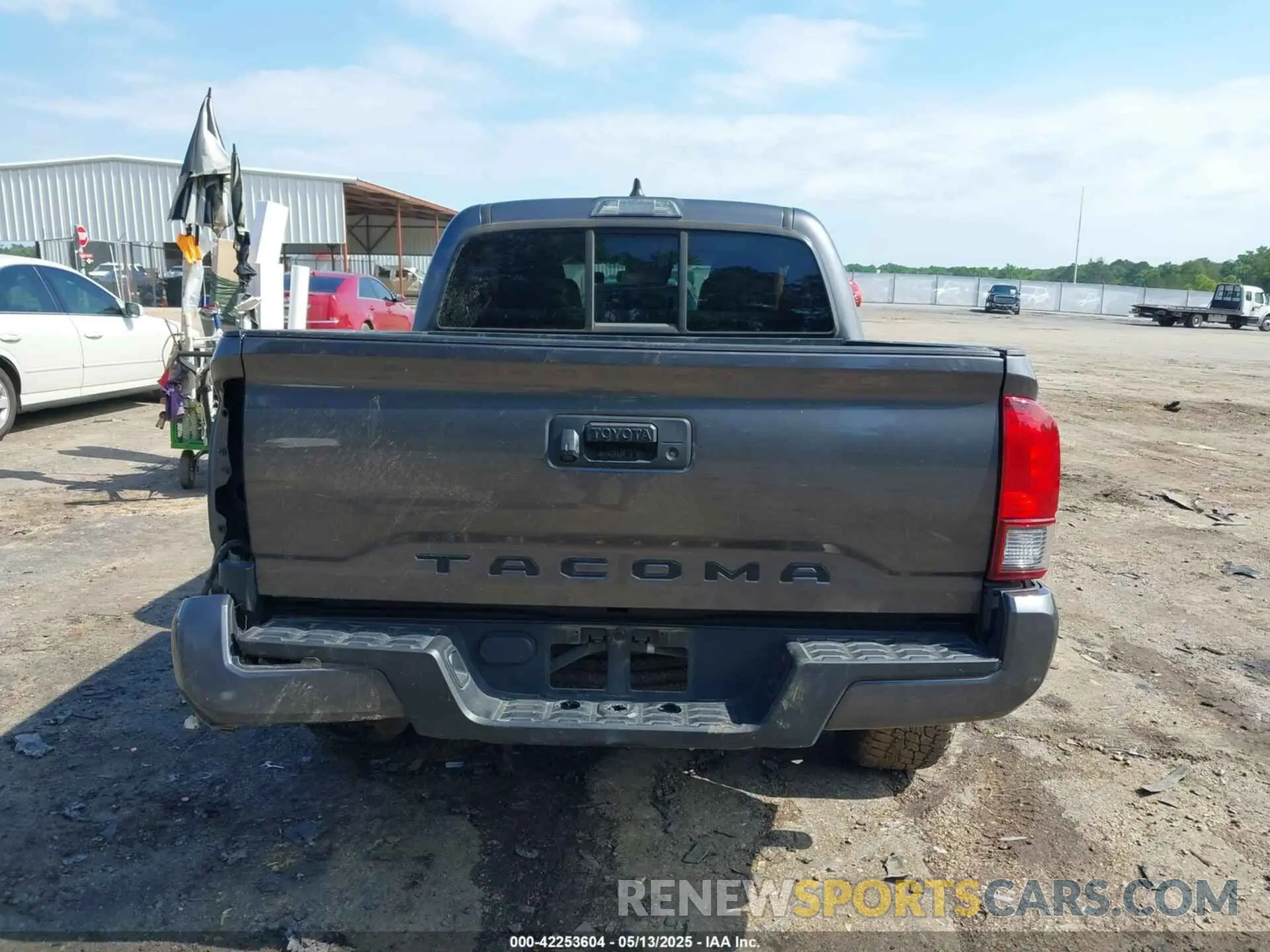 16 fotografías del automóvil dañado 3TYAX5GN5NT046897 TOYOTA TACOMA 2022