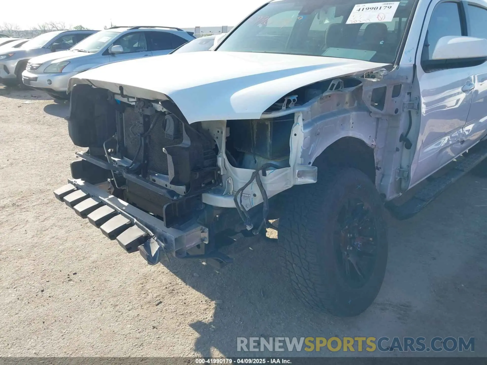 6 fotografías del automóvil dañado 3TYAX5GN6NT057732 TOYOTA TACOMA 2022