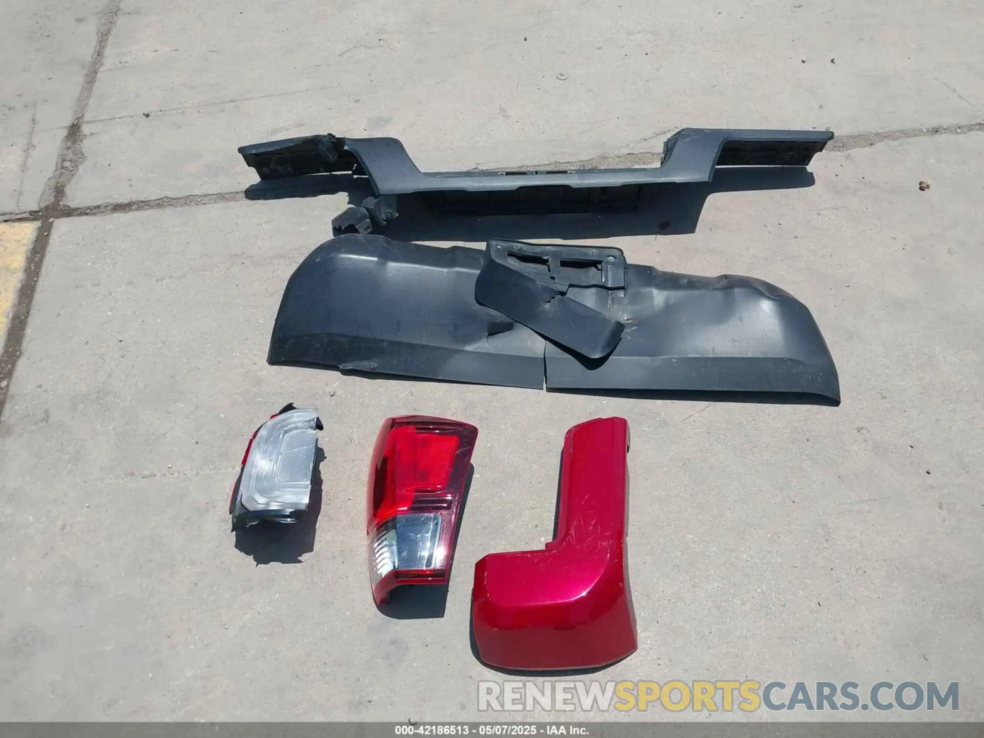12 fotografías del automóvil dañado 3TYAX5GN6NT060646 TOYOTA TACOMA 2022