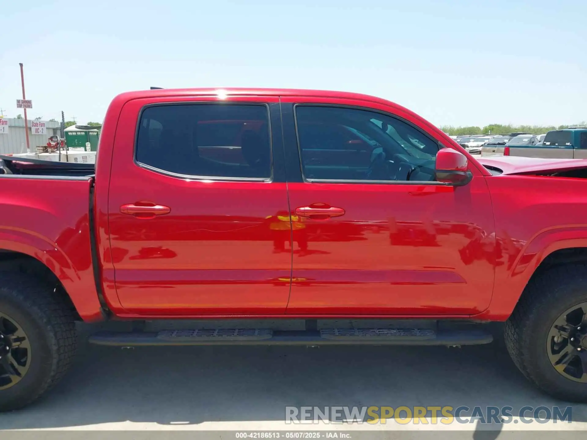 14 fotografías del automóvil dañado 3TYAX5GN6NT060646 TOYOTA TACOMA 2022