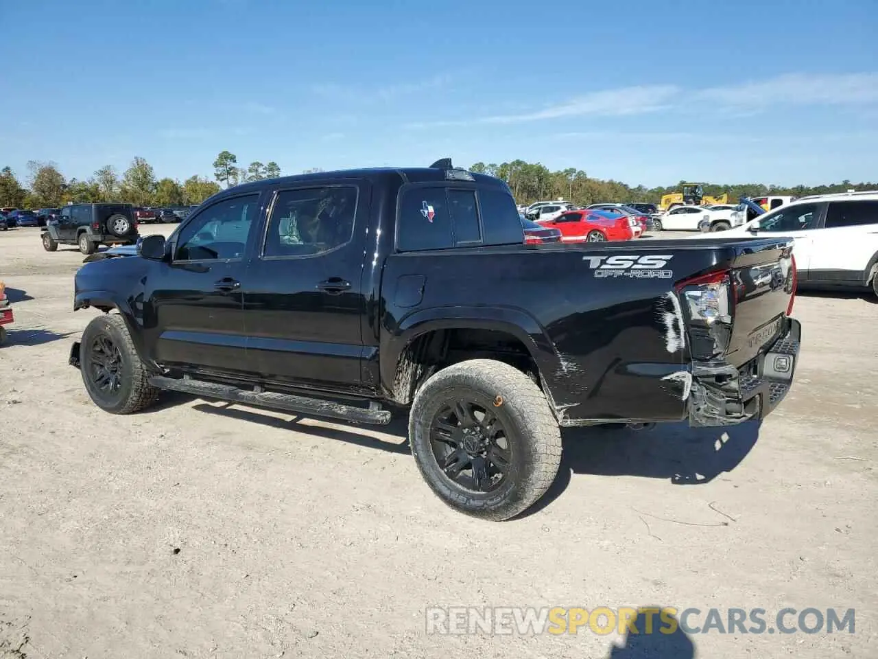2 fotografías del automóvil dañado 3TYAX5GN6NT061649 TOYOTA TACOMA 2022