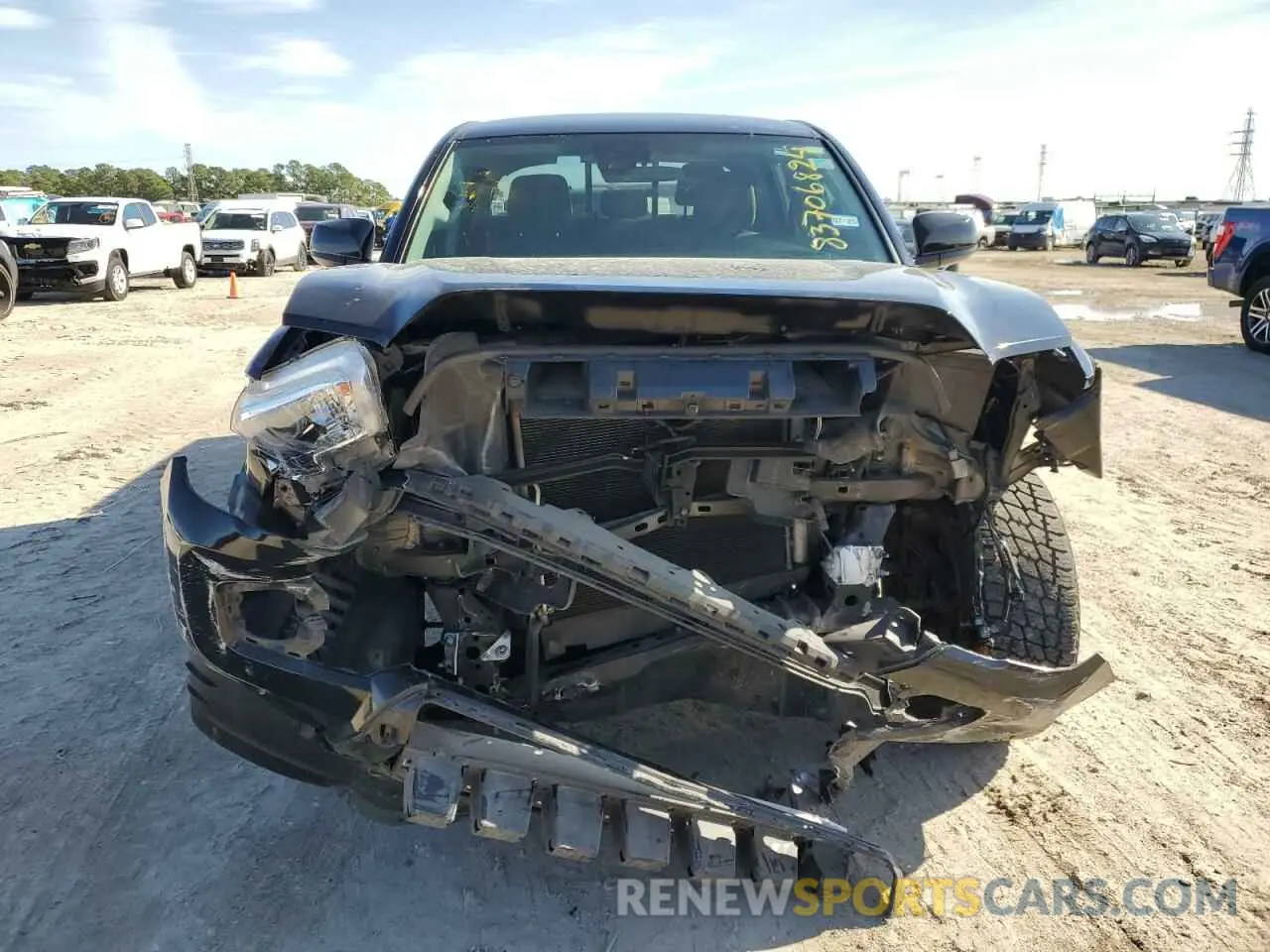 5 fotografías del automóvil dañado 3TYAX5GN6NT061649 TOYOTA TACOMA 2022