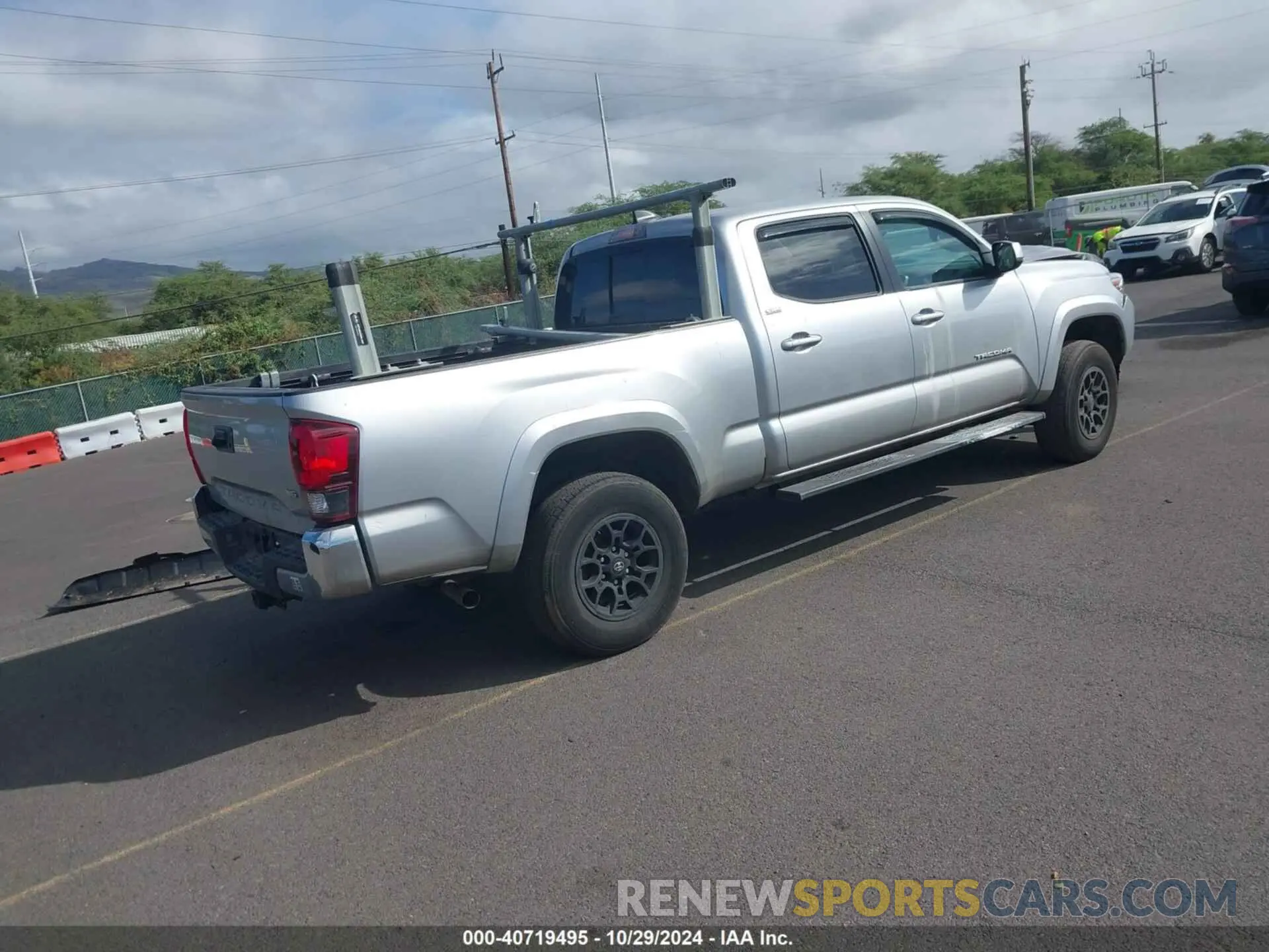 4 fotografías del automóvil dañado 3TYBZ5DN6NT001695 TOYOTA TACOMA 2022