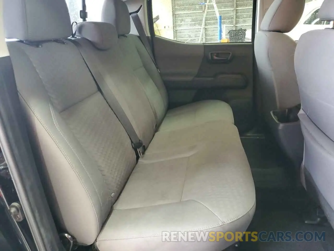 10 fotografías del automóvil dañado 3TYCZ5AN0NT073890 TOYOTA TACOMA 2022