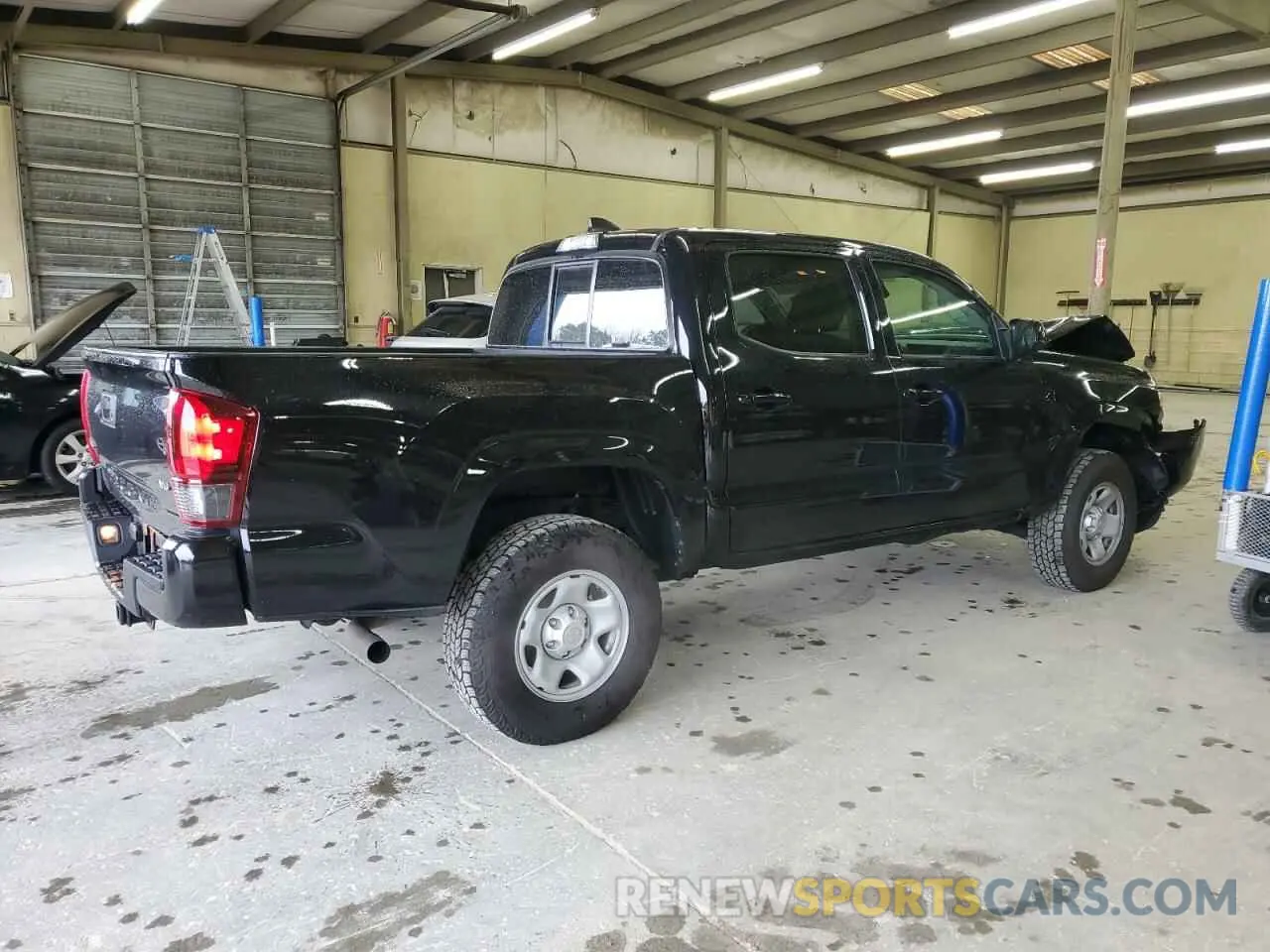 3 fotografías del automóvil dañado 3TYCZ5AN0NT073890 TOYOTA TACOMA 2022
