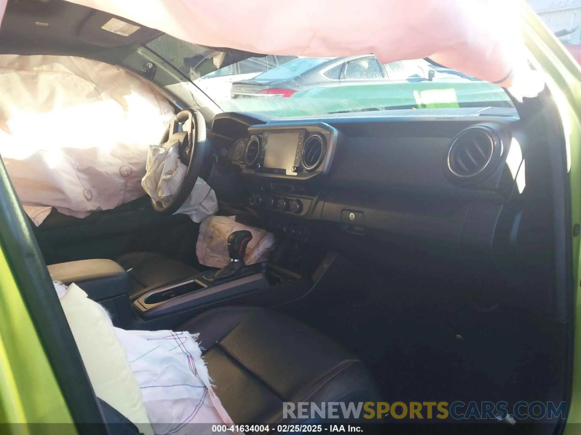 5 fotografías del automóvil dañado 3TYCZ5AN2NT065290 TOYOTA TACOMA 2022
