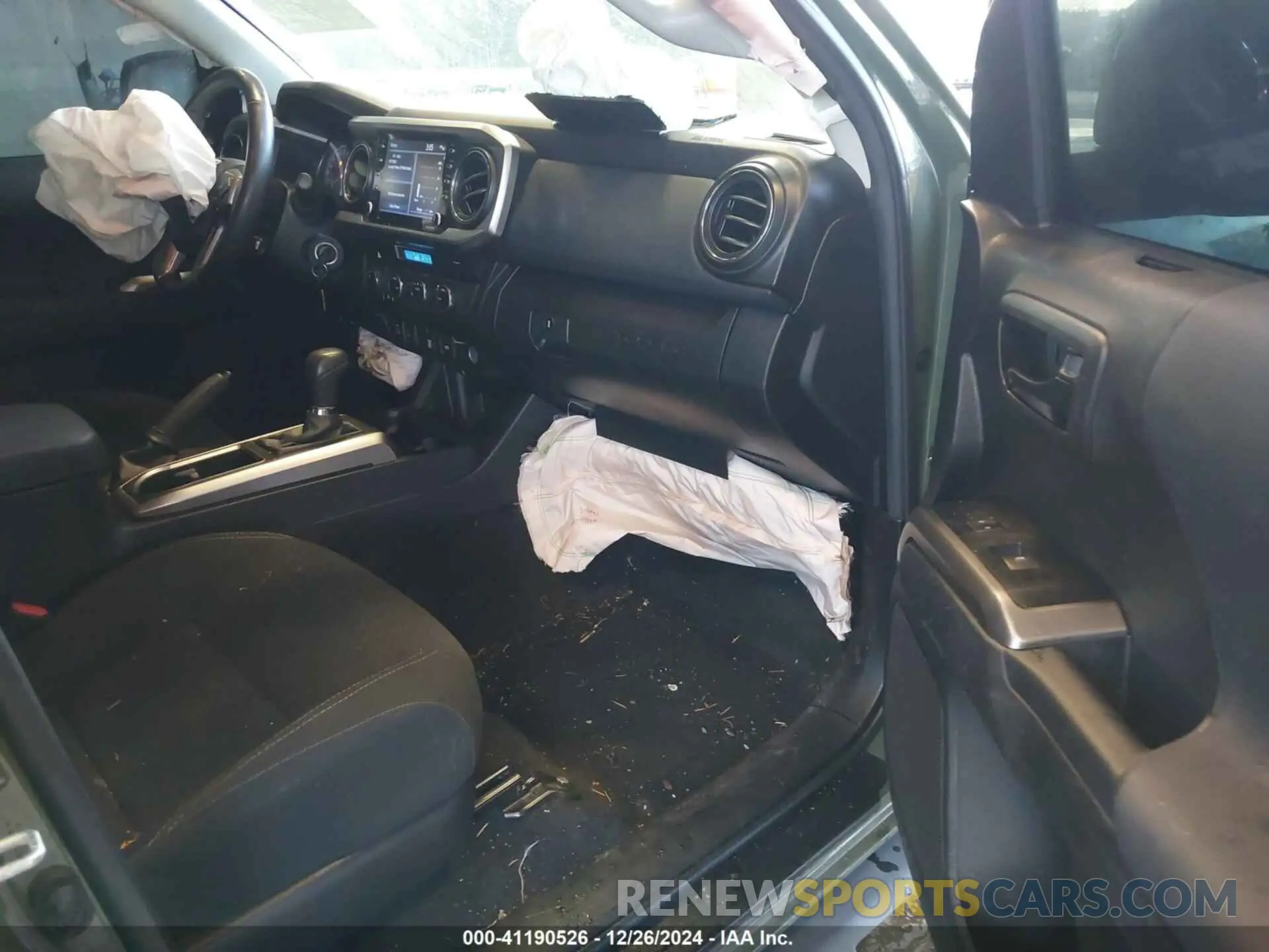 5 fotografías del automóvil dañado 3TYCZ5AN2NT093221 TOYOTA TACOMA 2022