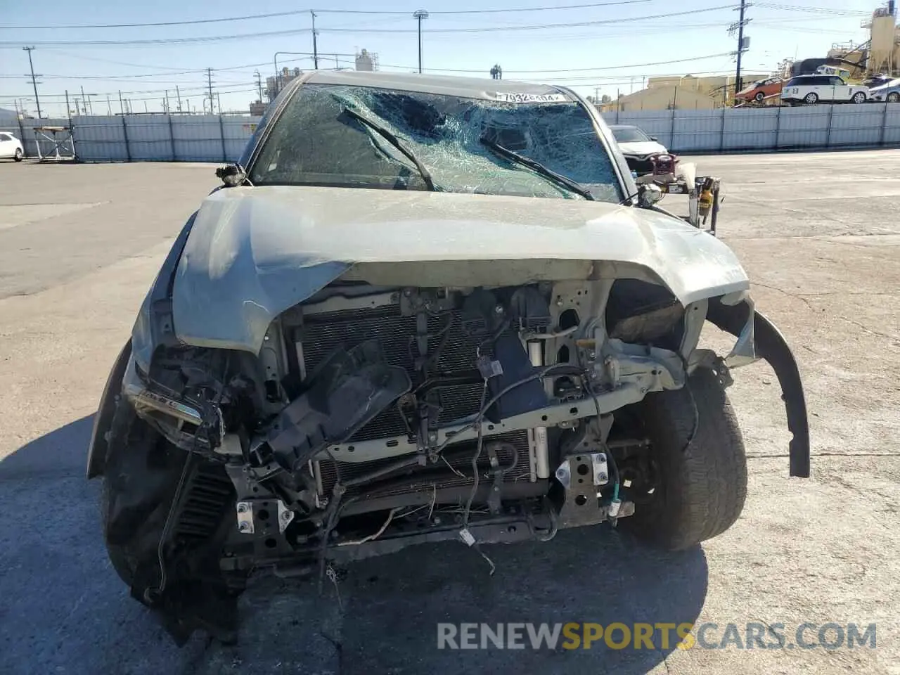 5 fotografías del automóvil dañado 3TYCZ5AN2NT096491 TOYOTA TACOMA 2022
