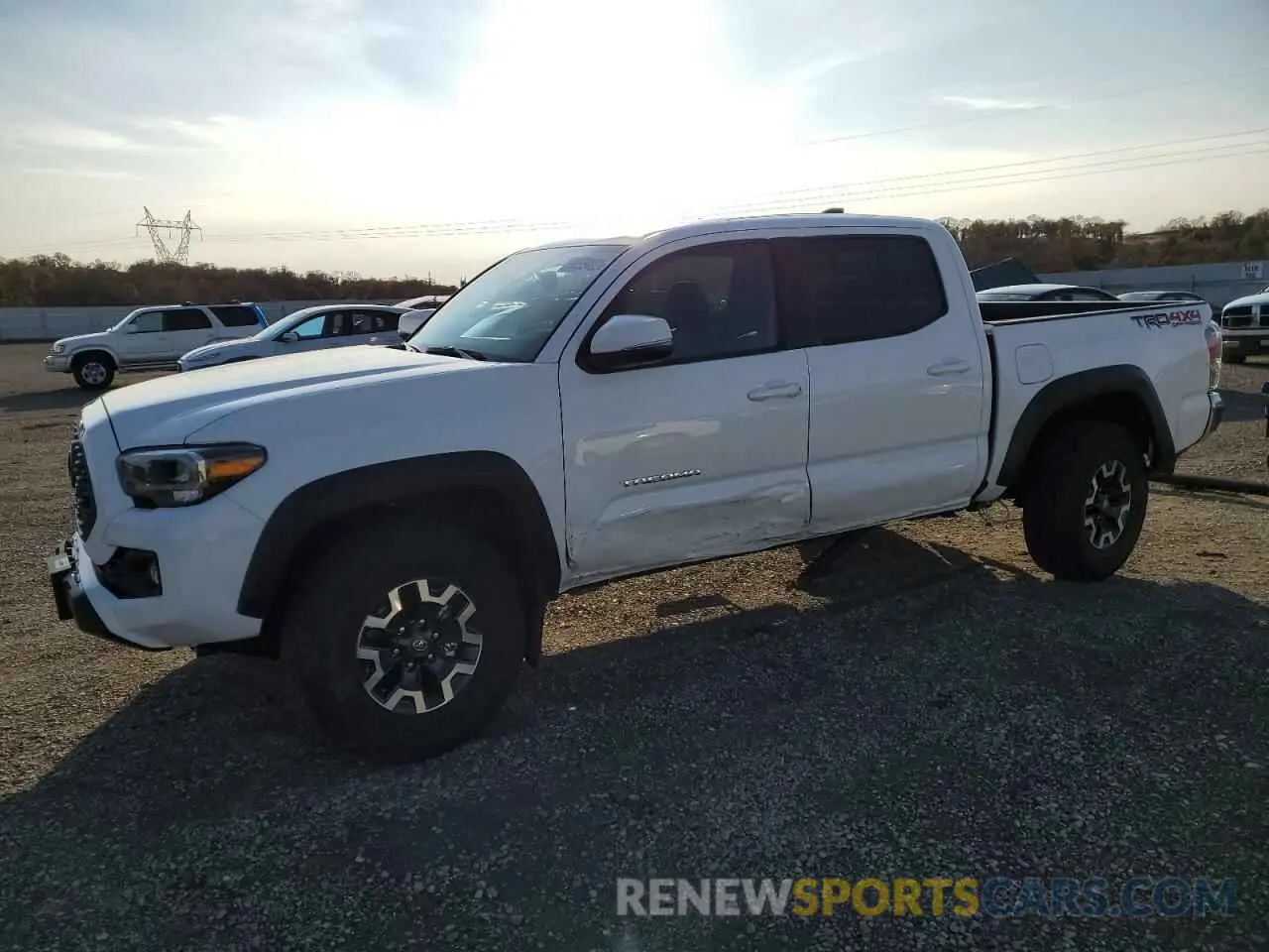 1 fotografías del automóvil dañado 3TYCZ5AN3NT081336 TOYOTA TACOMA 2022