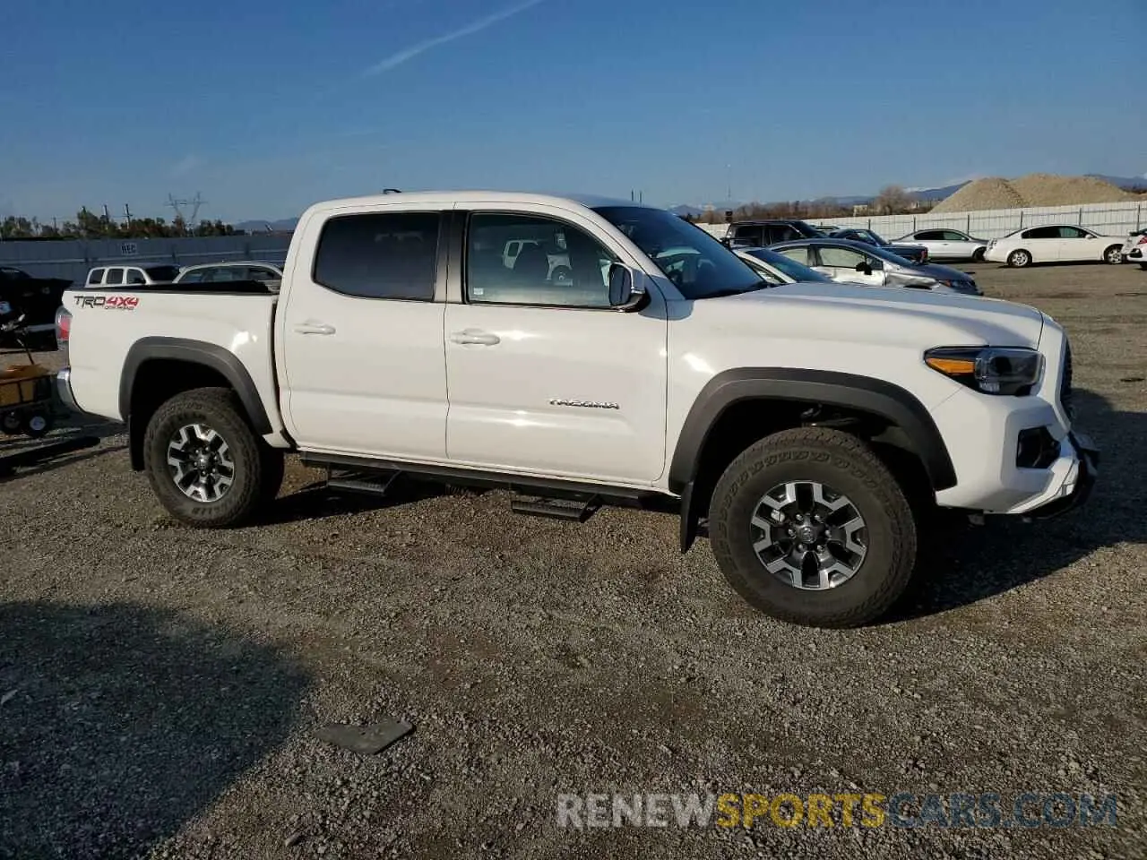 4 fotografías del automóvil dañado 3TYCZ5AN3NT081336 TOYOTA TACOMA 2022