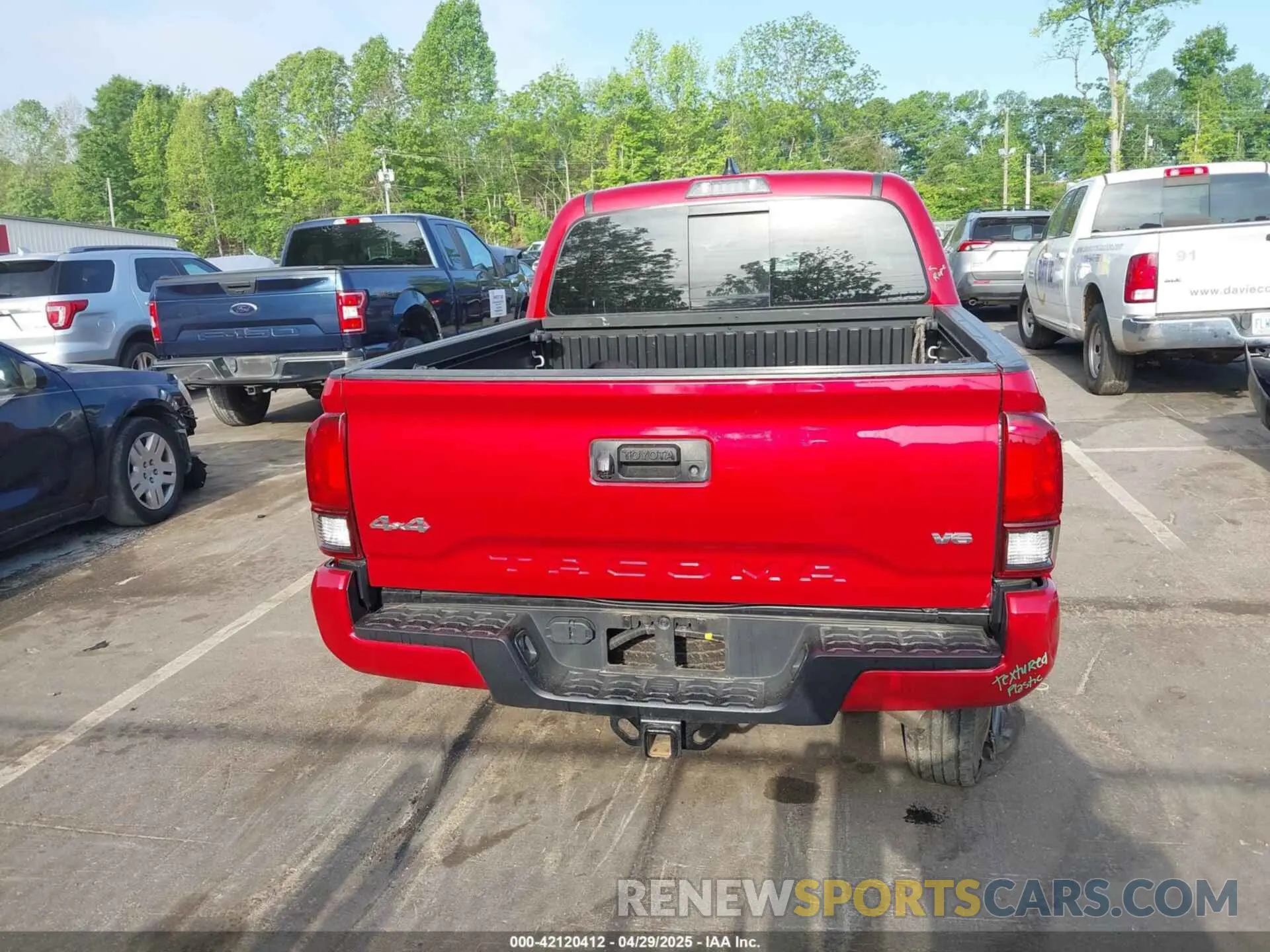 16 fotografías del automóvil dañado 3TYCZ5AN4NT101268 TOYOTA TACOMA 2022